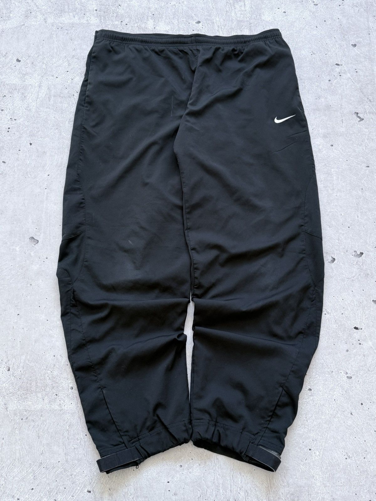 Vintage 00s Nike Total 90 Baggy Nylon Track Pants