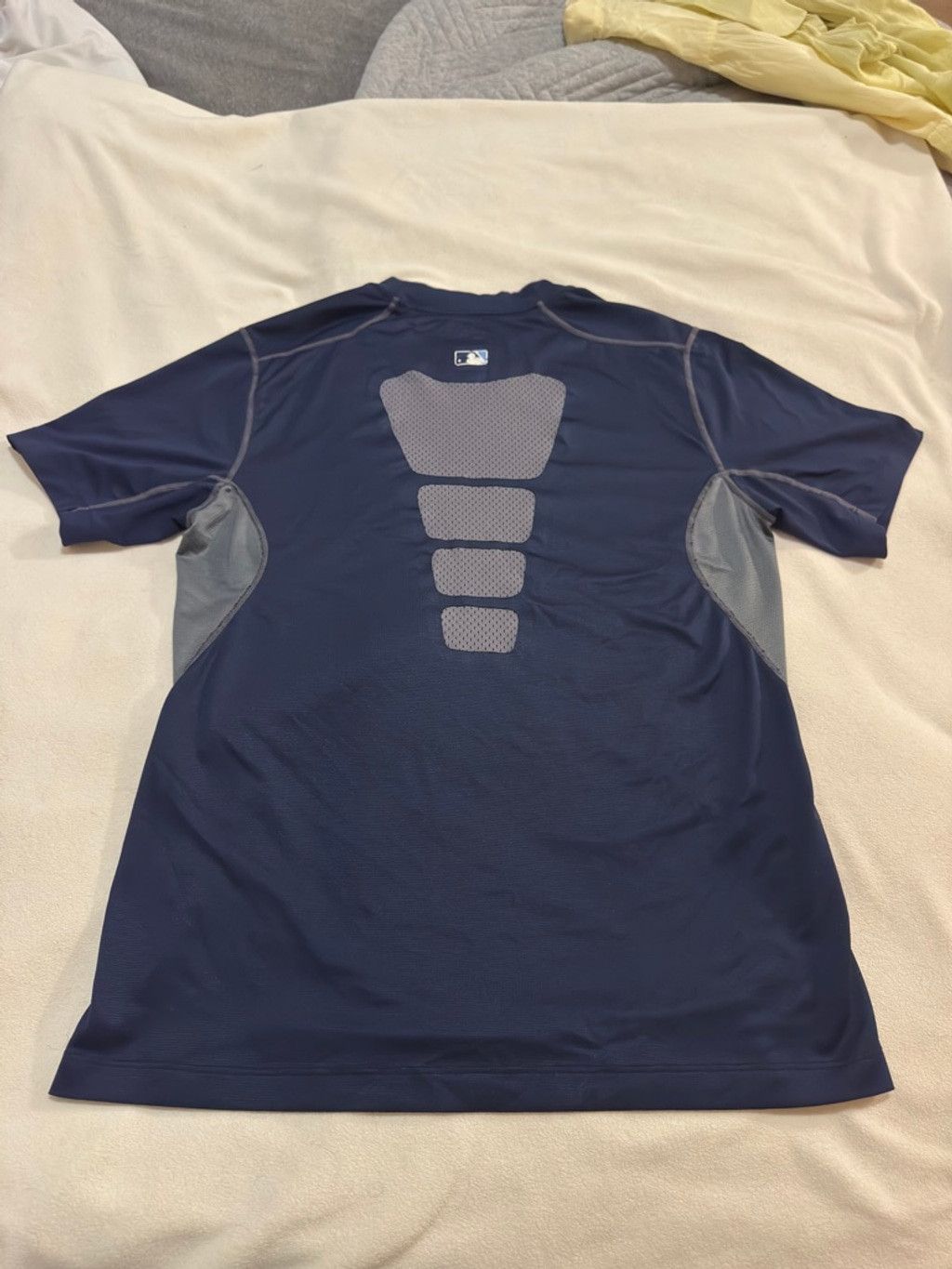 Nike Tampa Bay Rays Nike Athletic Shirt Navy Blue sz-M Size US M / EU 48-50 / 2 - 3 Thumbnail