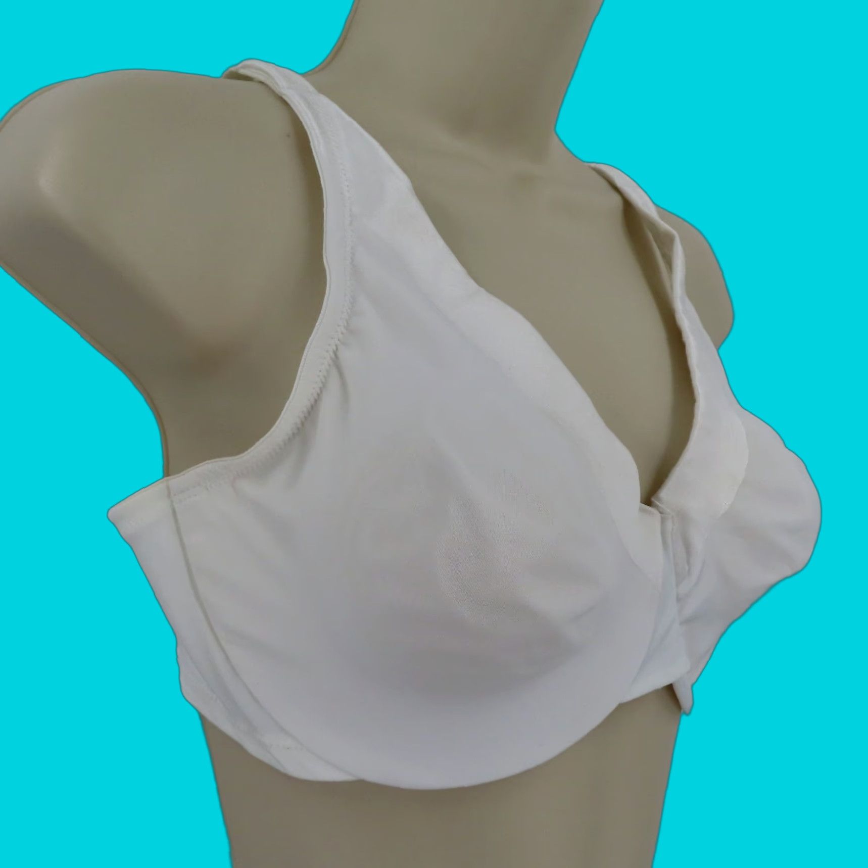 Vintage Olga Bra 36D Signature Support Underwire T-Shirt Bra White Size ONE SIZE - 1 Thumbnail