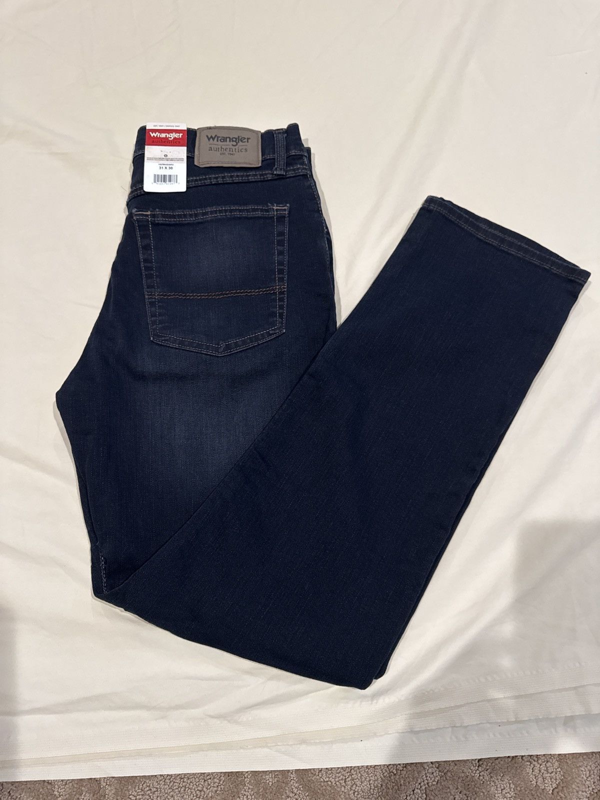 Wrangler Wrangler authentic EST. 1947 and size 31X30, Black denim Size US 31 - 2 Thumbnail
