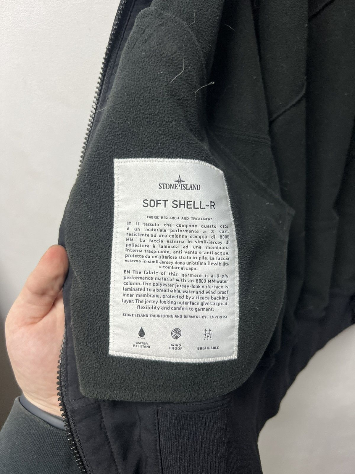 Stone Island Vintage Stone Island Light Soft Shell-R Jacket Size XL Size US XL / EU 56 / 4 - 11 Thumbnail