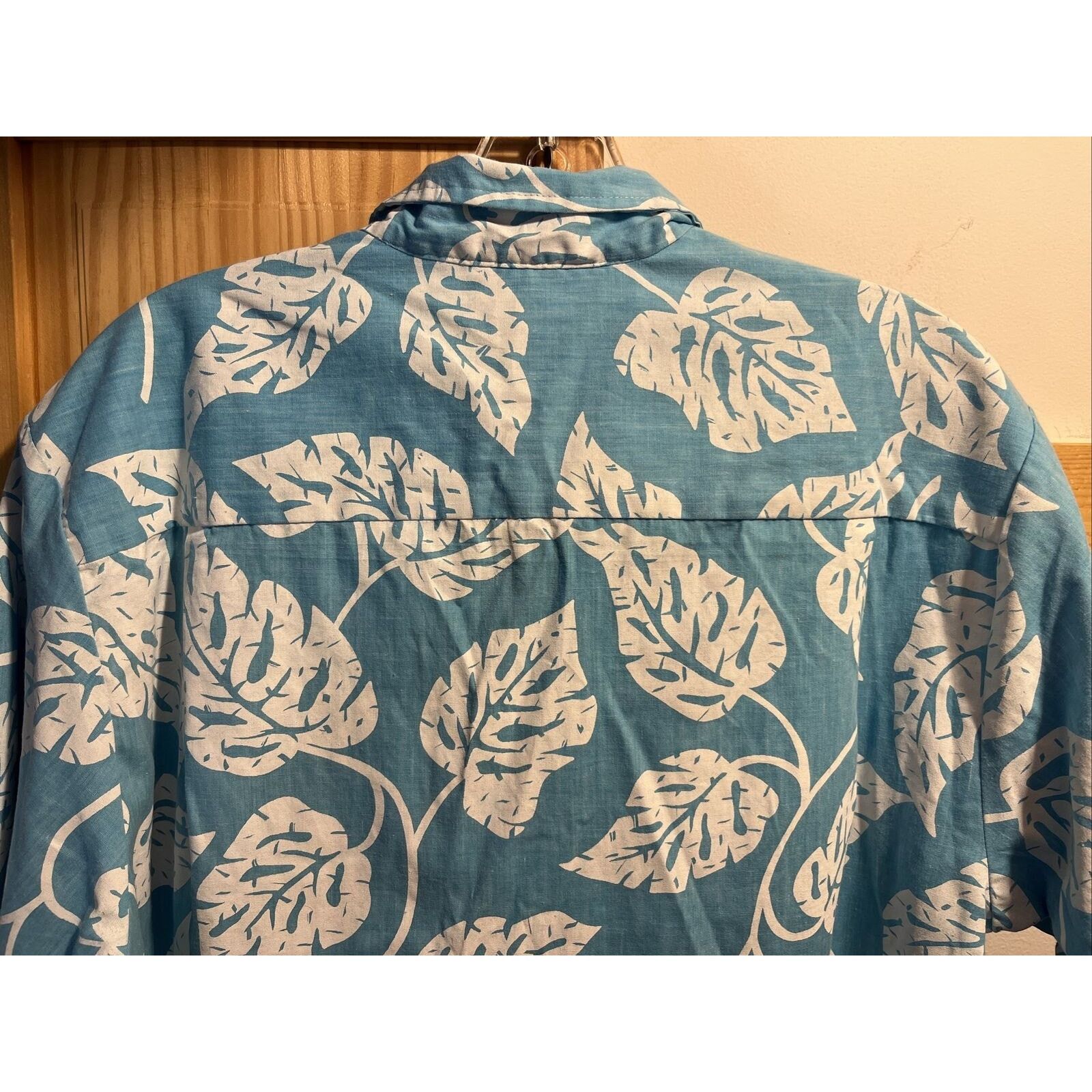 Other Malihini VTG Men’s L Blue Floral Cotton Blend Hawaiian Shirt Size US L / EU 52-54 / 3 - 8 Thumbnail