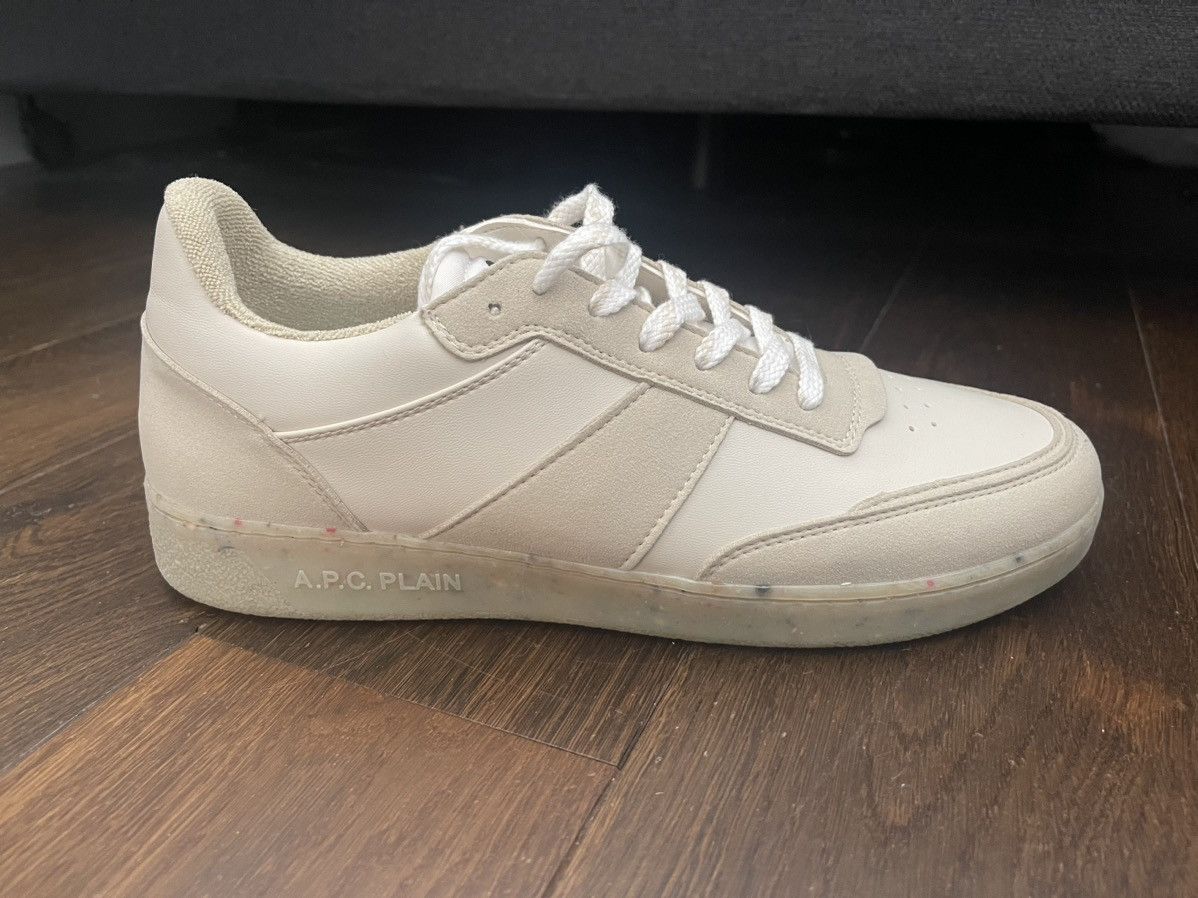 image of A P C Aai White Plain Sneakers (Paint Splatter Sole) in Beige, Men's (Size 9)