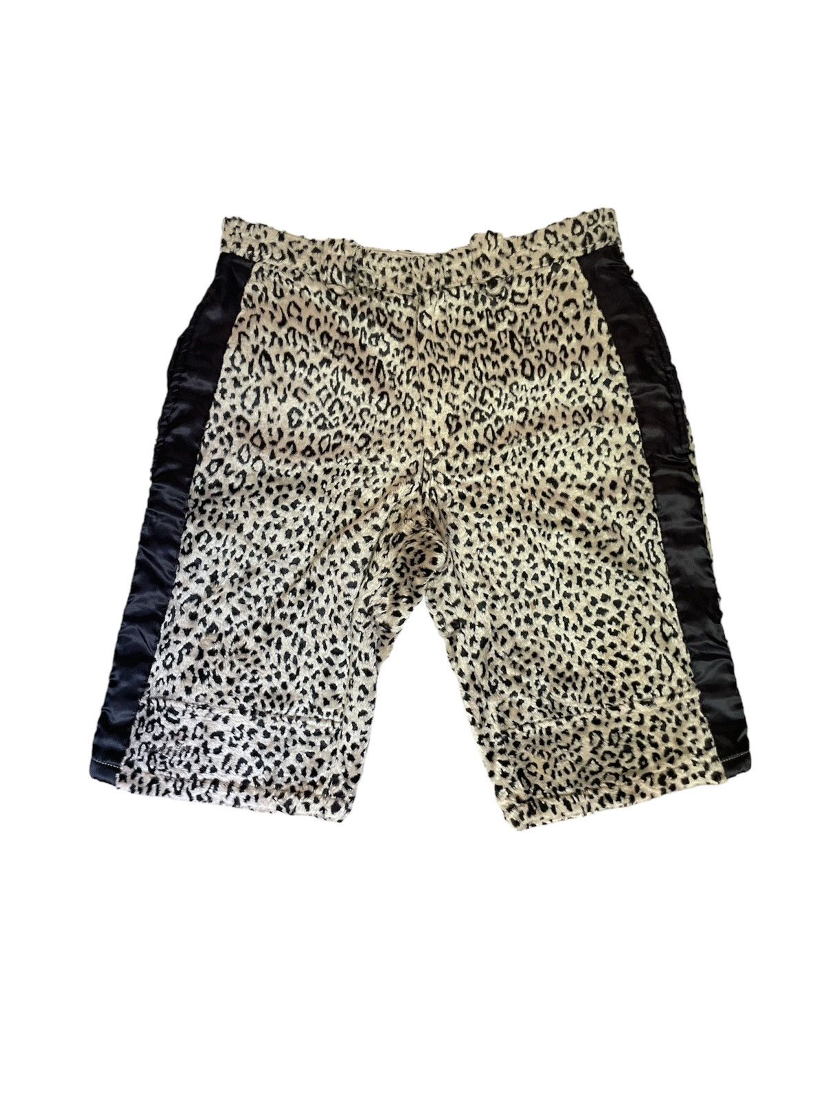 Japanese Brand × Neighborhood Cheetah print Neighborhood shorts Size US 33 - 1 Thumbnail