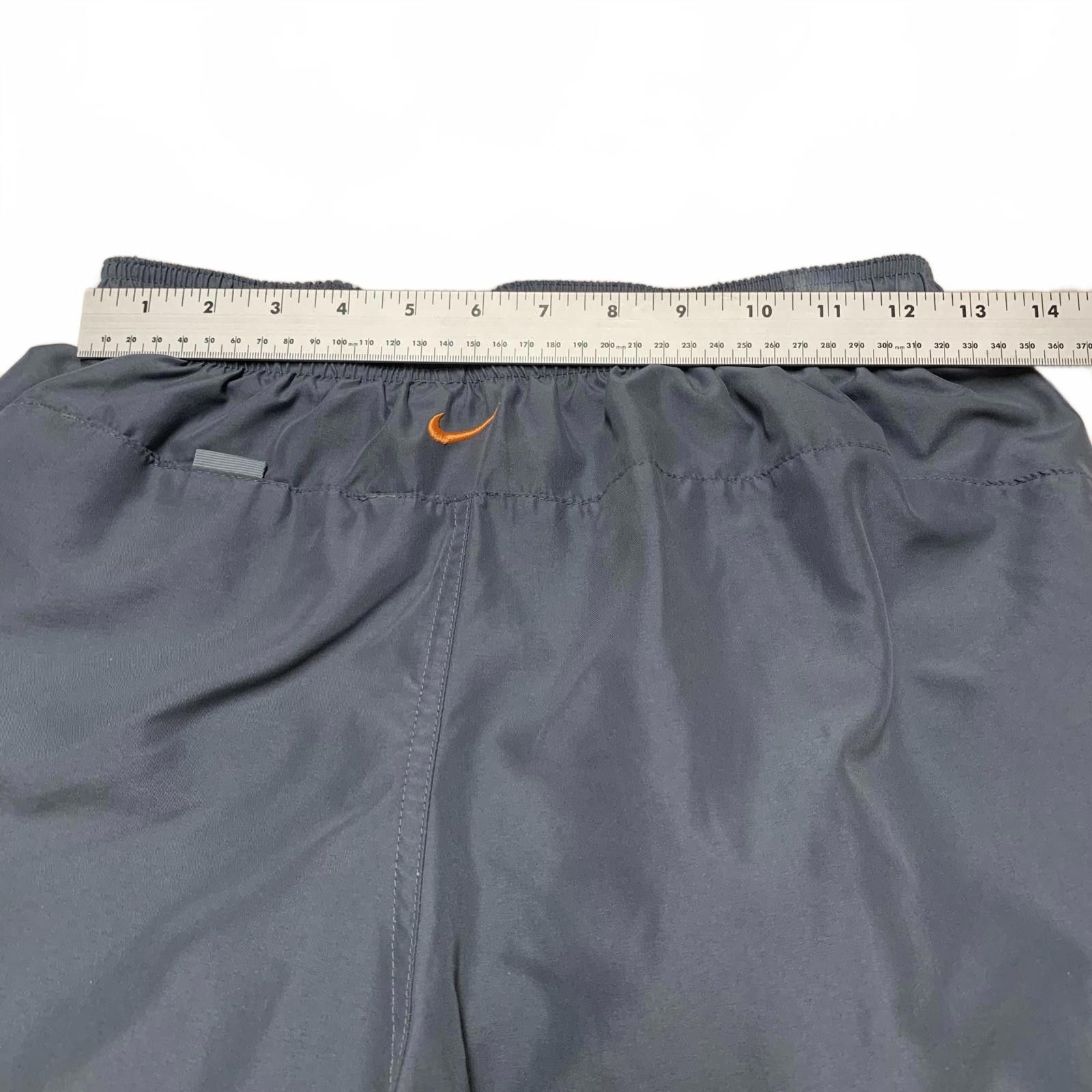 Nike Nike Athletic Running Shorts M Gray Orange Accents Size US 32 / EU 48 - 5 Thumbnail