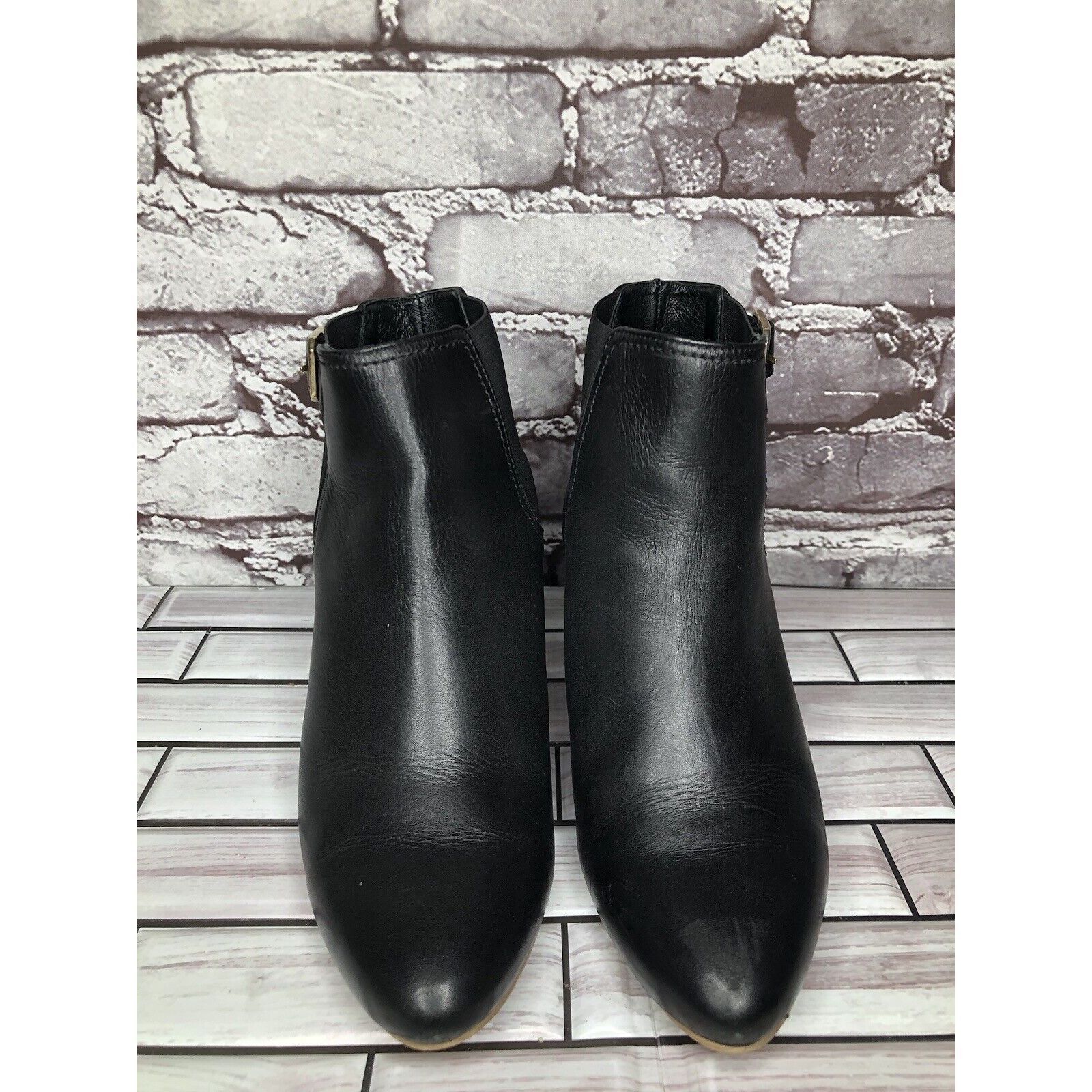 Other Minelli Black Leather Pointed BuckleStrap Heel Ankle Boots W Size US 8.5 / IT 38.5 - 2 Thumbnail