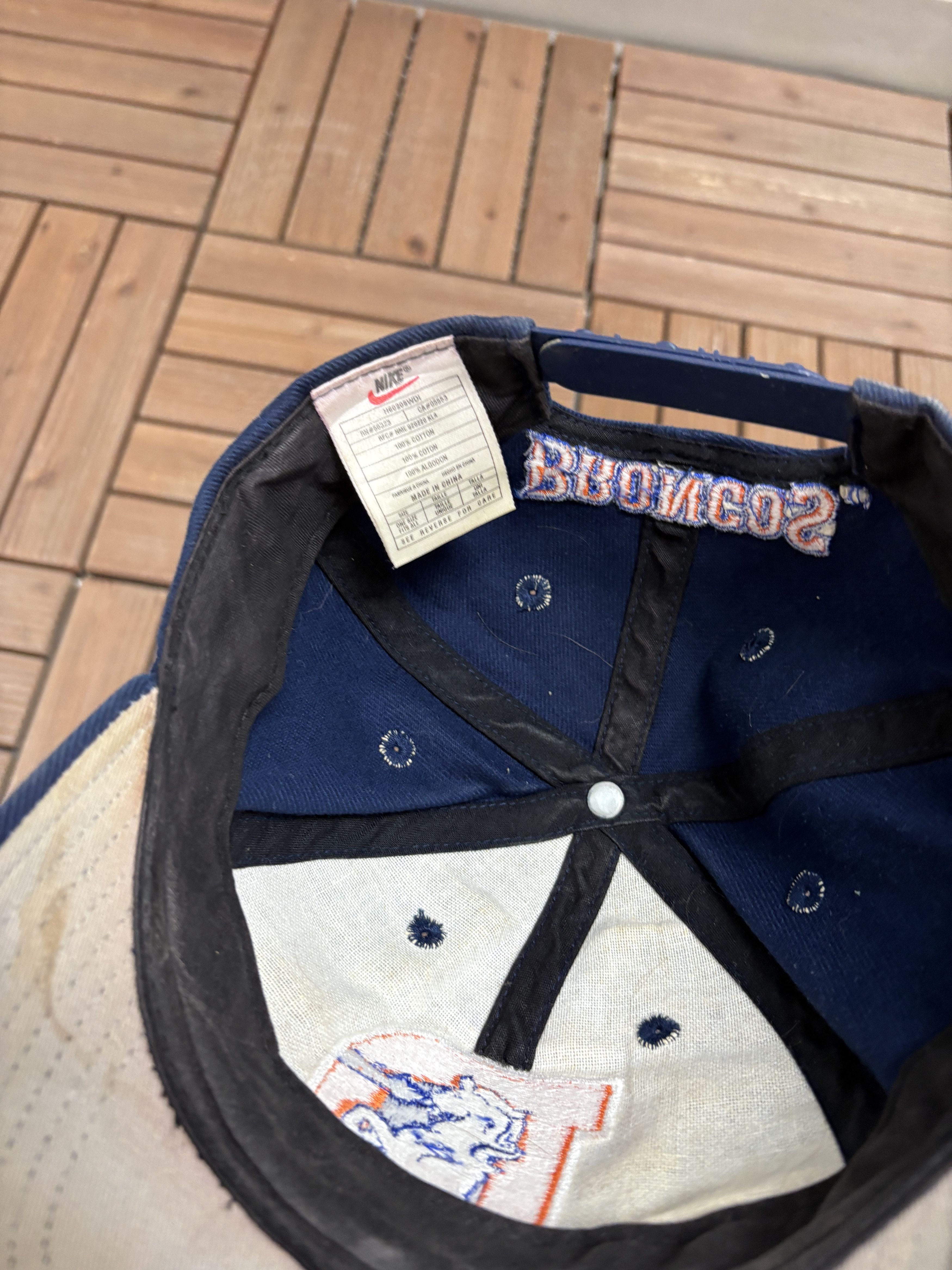 Nike × Vintage Denver Broncos Vintage Nike Blue Snap Back Hat Size ONE SIZE - 6 Thumbnail