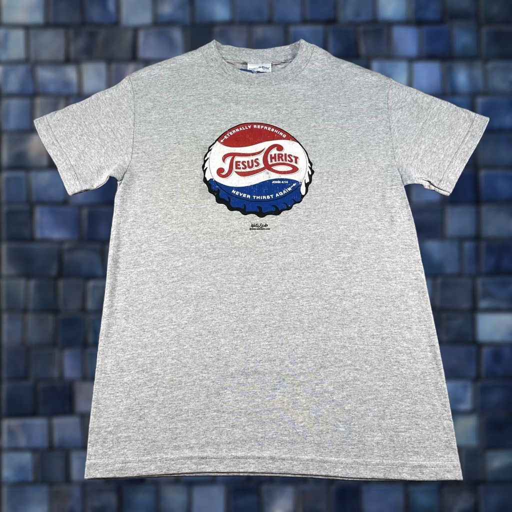 Vintage VINTAGE Jesus Shirt Mens S Gray T-Shirt Short Sleeve Kerusso Bottle Cap Never Thirst Again Christian Mens Small Gray Shirt Size US S / EU 44-46 / 1 - 1 Thumbnail