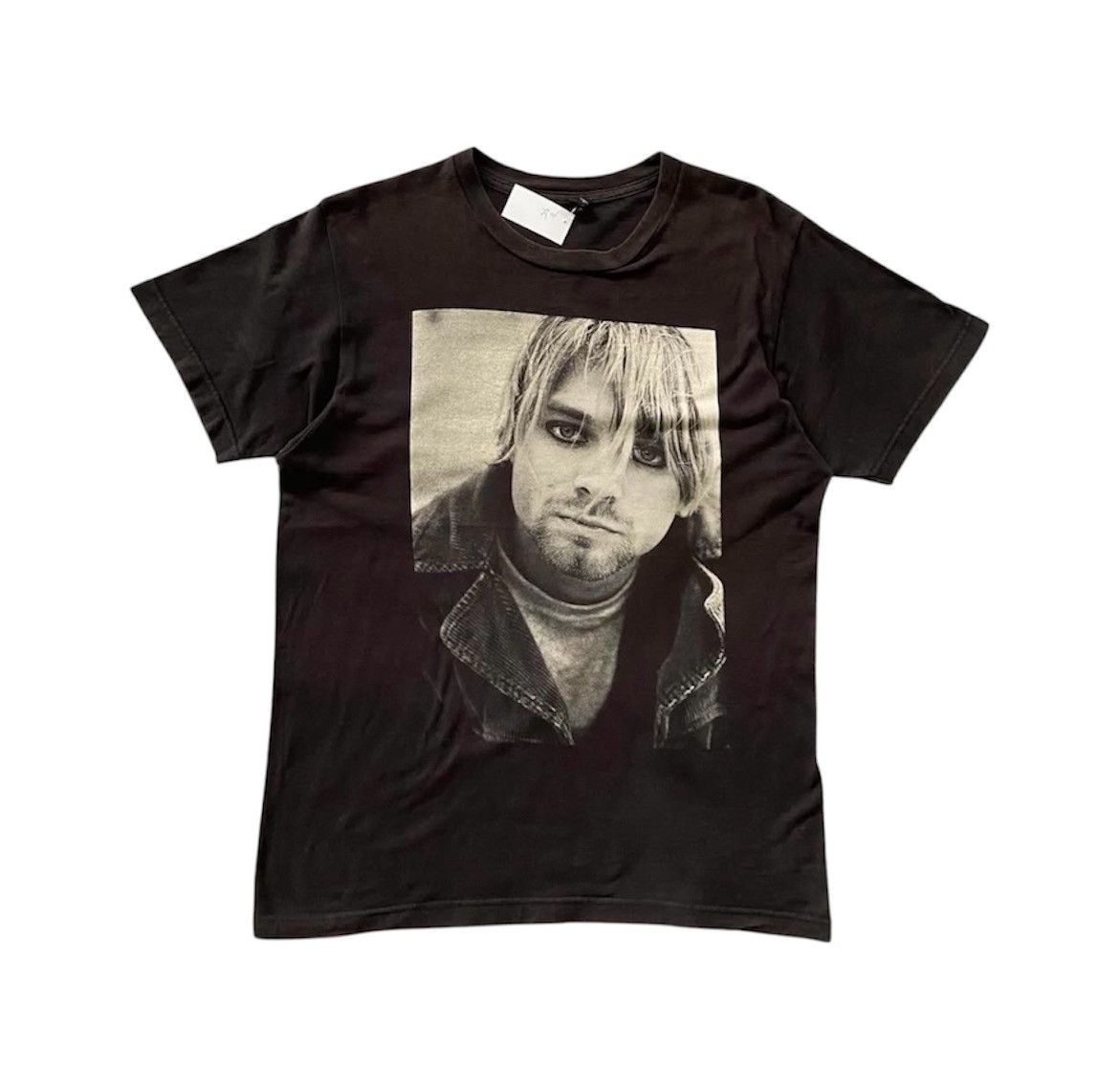 Band Tees × Nirvana × Vintage Vintage Curt Cobain Nirvana 2015 Tee Tshirt Size US L / EU 52-54 / 3 - 1 Thumbnail