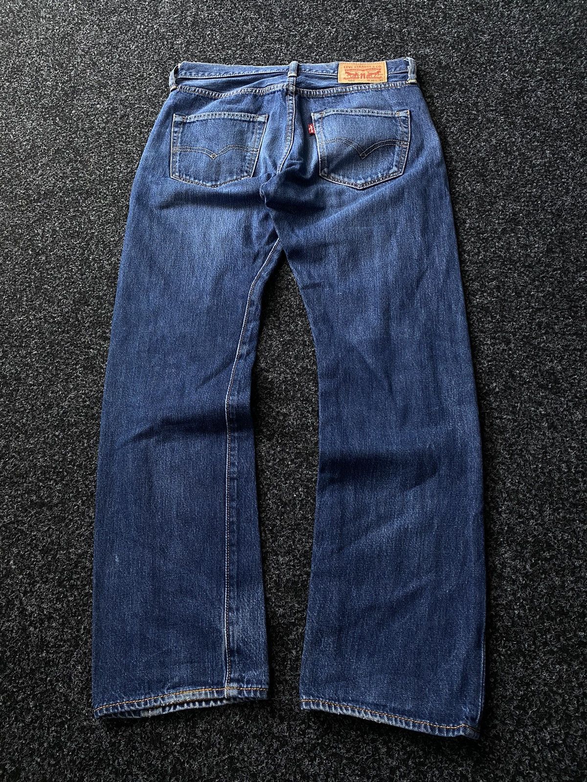 Levi's × Vintage Vintage Levi's 501 Distressed Jeans W30 size Size US 30 / EU 46 - 8 Thumbnail