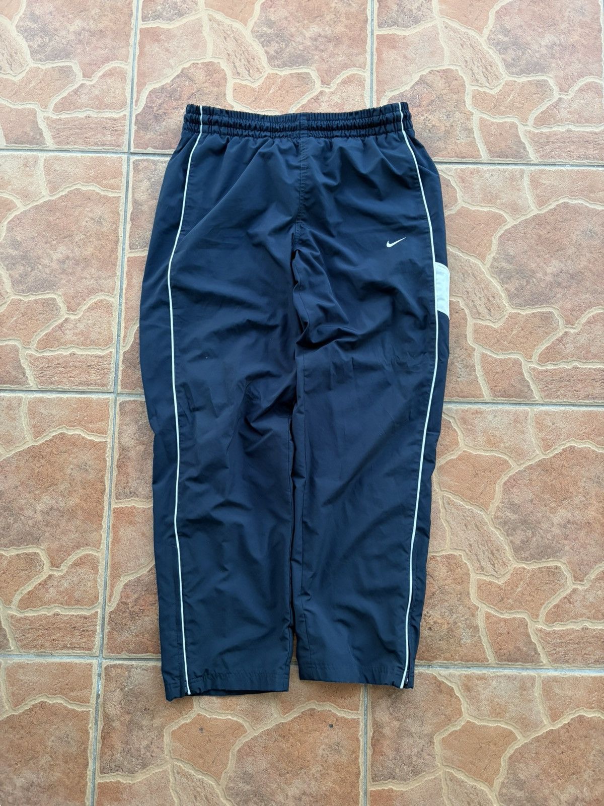 Nike Vintage baggy nike sweatpants Size US 32 / EU 48 - 1 Thumbnail