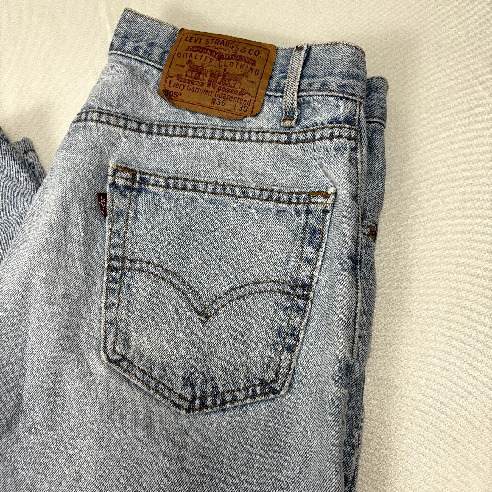 Levi's Levi's 505 Men's Sz 36x30 Blue Regular Fit Straight Leg 100% Size US 36 / EU 52 - 3 Thumbnail