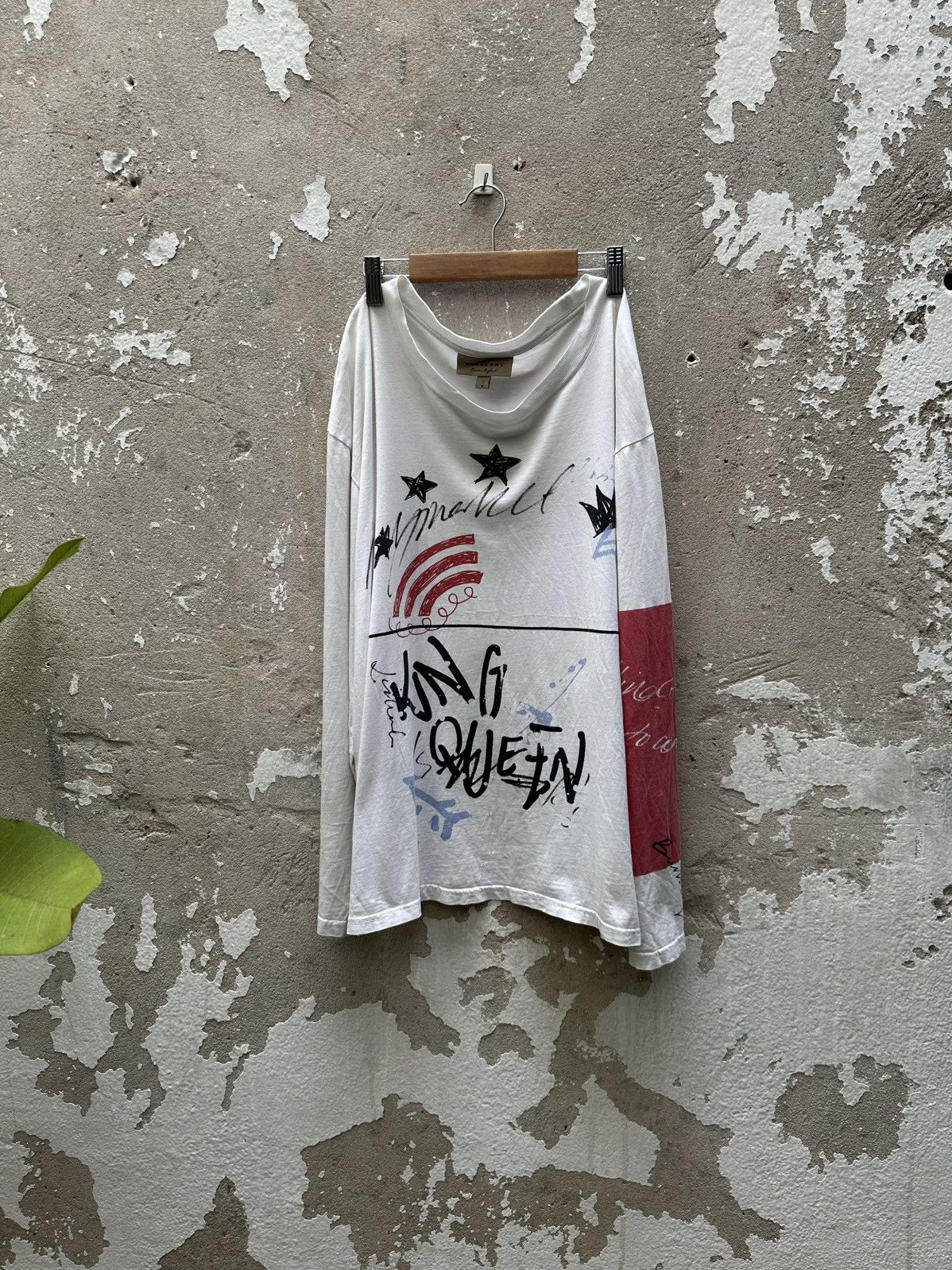 Burberry Authentic Burberry Art Distressed Longsleev Tshirt Size US M / EU 48-50 / 2 - 1 Thumbnail