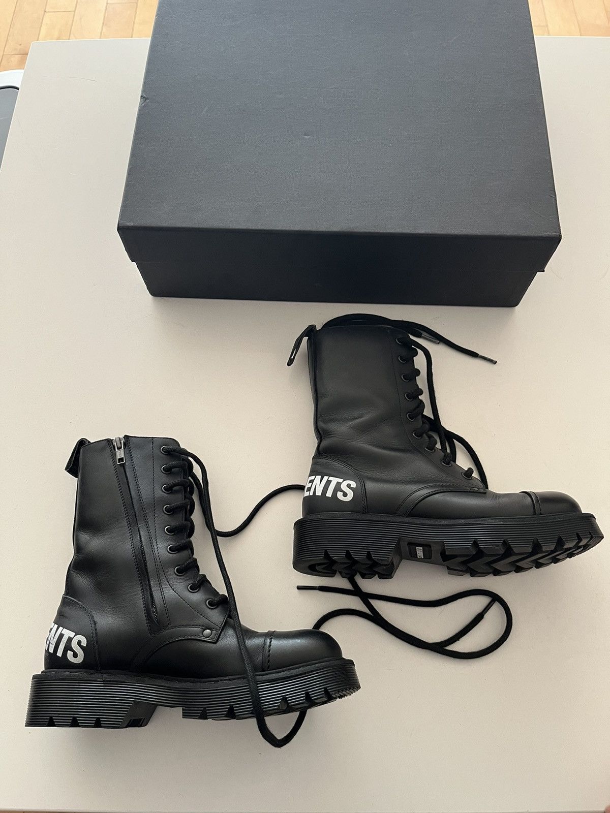 Vetements Spellout Leather Military Combat Boots Footwear
