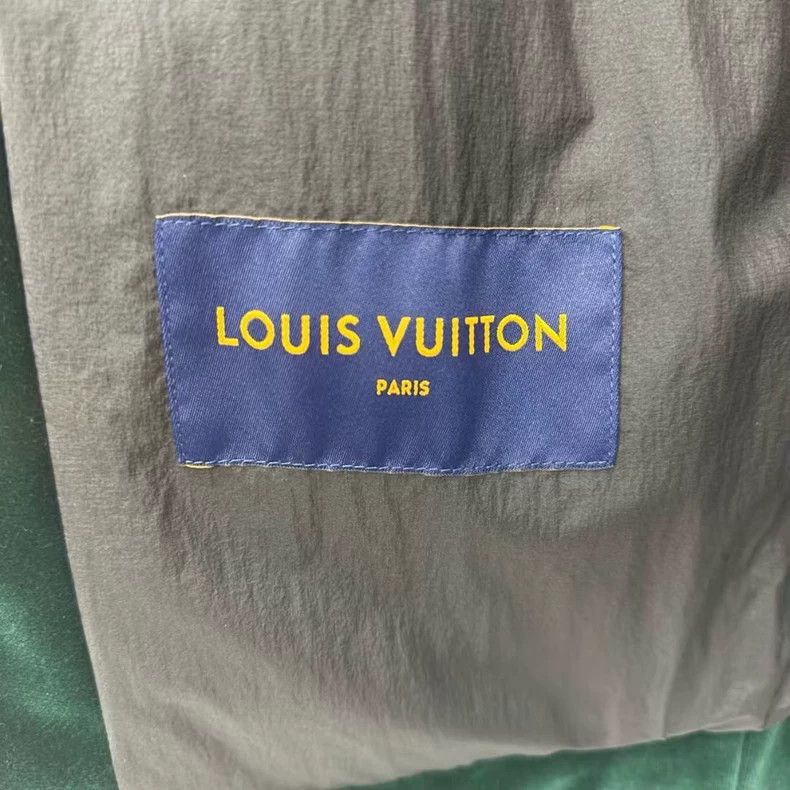 Louis Vuitton louis vuitton Fw22 monogrammed Logo suede color-block jack Size US M / EU 48-50 / 2 - 5 Thumbnail