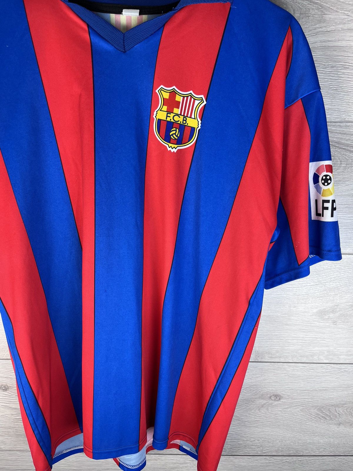 Other Men’s soccer jersey Fc Barcelona #10 Ronaldinho Laliga Size US XL / EU 56 / 4 - 4 Thumbnail