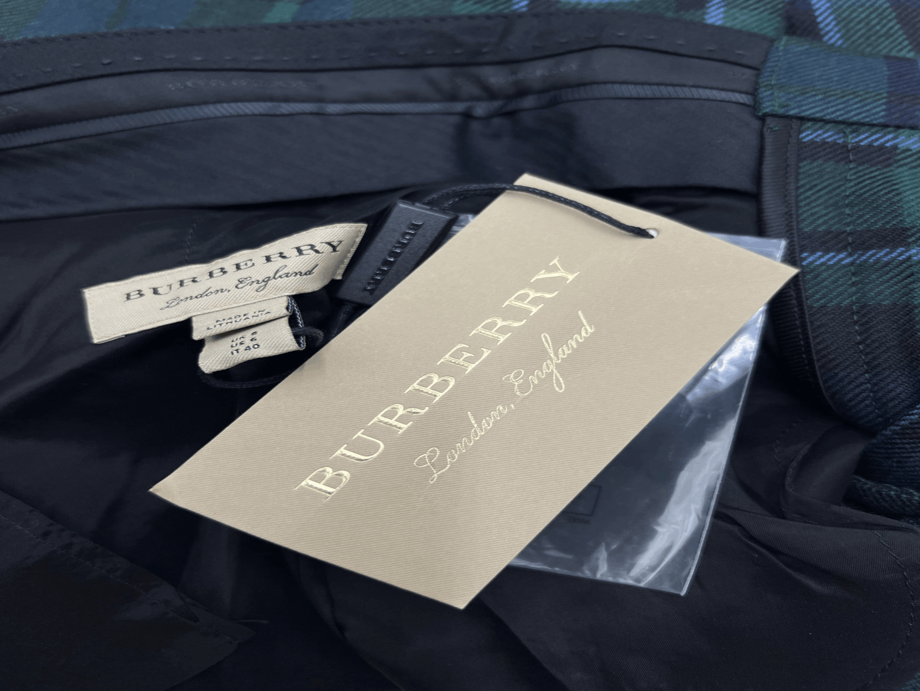 Burberry Burberry London 100% Wool Hanover Pants – Women’s Size US:6 Size 28" / US 6 / IT 42 - 11 Thumbnail