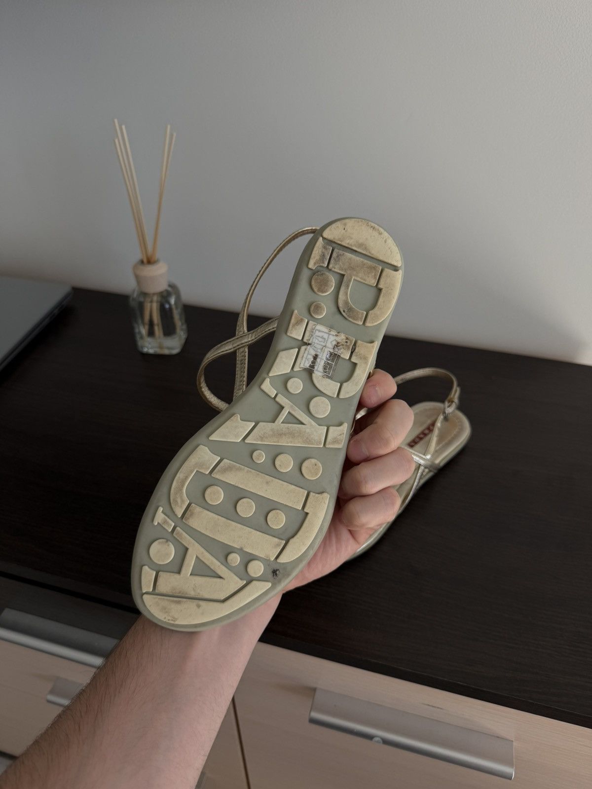 Prada Prada gold Metallic Leather Thong Sandals Size 38 Size US 8 / IT 38 - 10 Thumbnail
