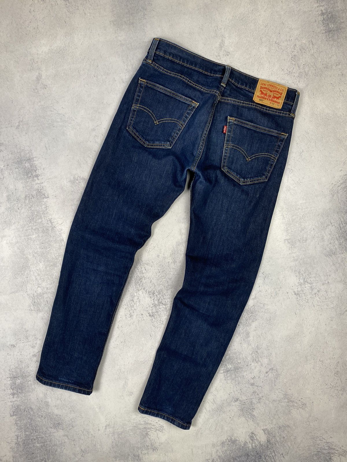 Levi's Levis Strauss & Co 502 Dark Blue Denim Jeans 32 x 32 Size US 33 - 1 Thumbnail
