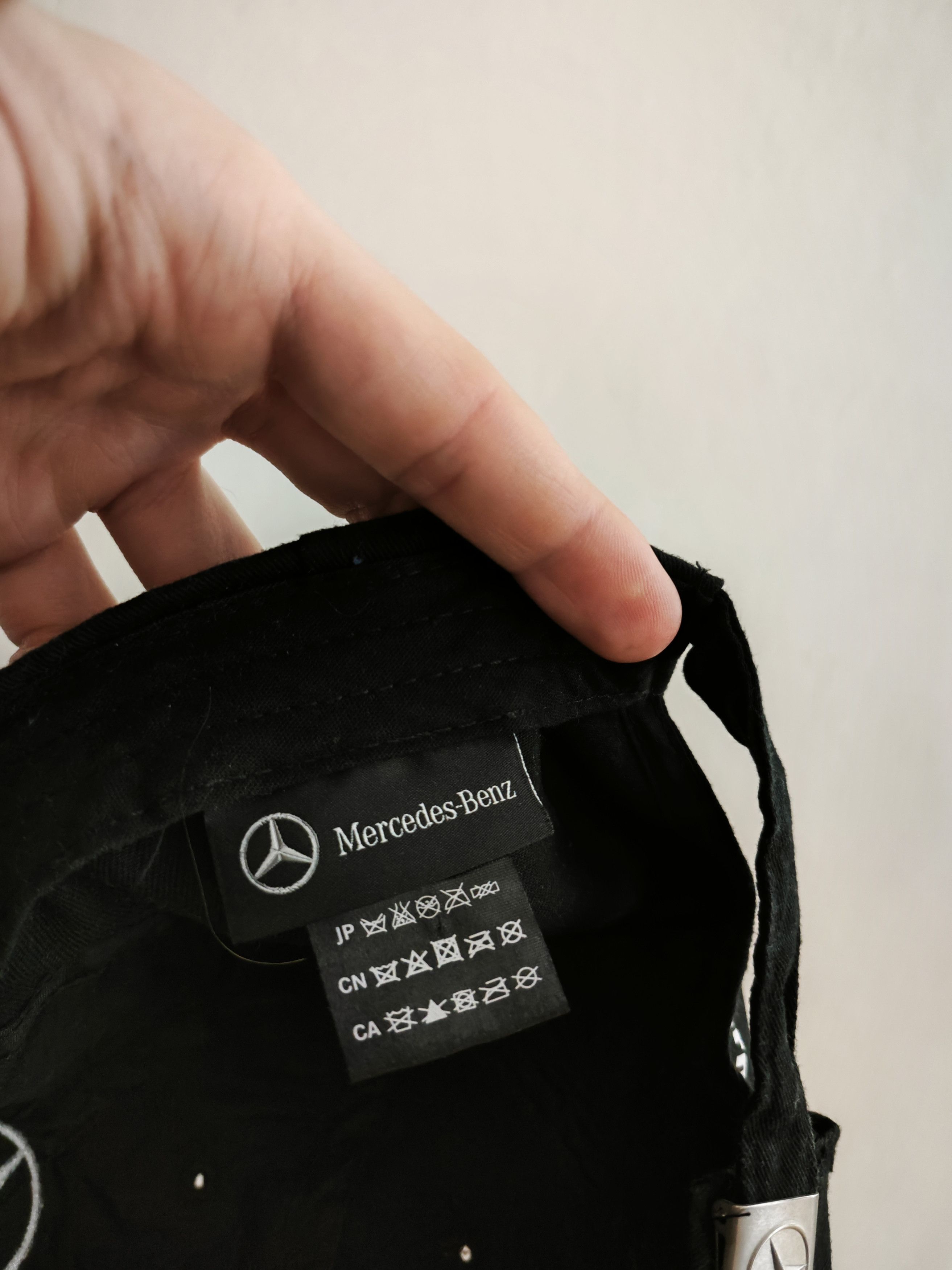 Mercedes-Benz Mercedes Benz Size ONE SIZE - 4 Thumbnail