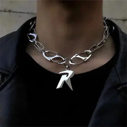 Jewelry R Pendant Necklace Size ONE SIZE - 1 Thumbnail