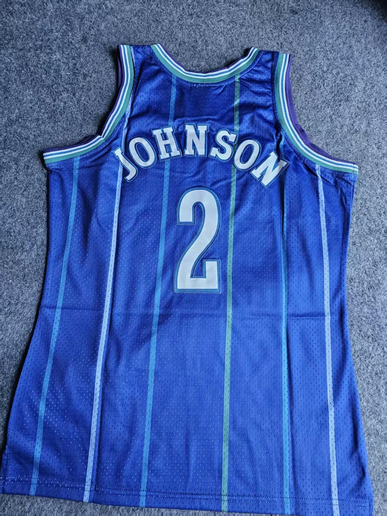 NBA 1994 95 Hornets 2 Larry Johnson Jersey Size US M / EU 48-50 / 2 - 2 Thumbnail