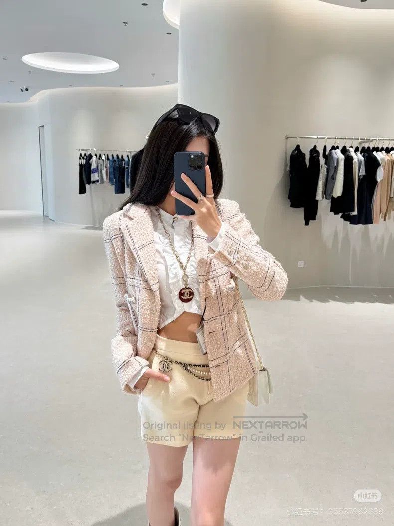 Chanel Chanel 21b pink plaid suit jacket Size XXS / US 00 / IT 34 - 5 Thumbnail