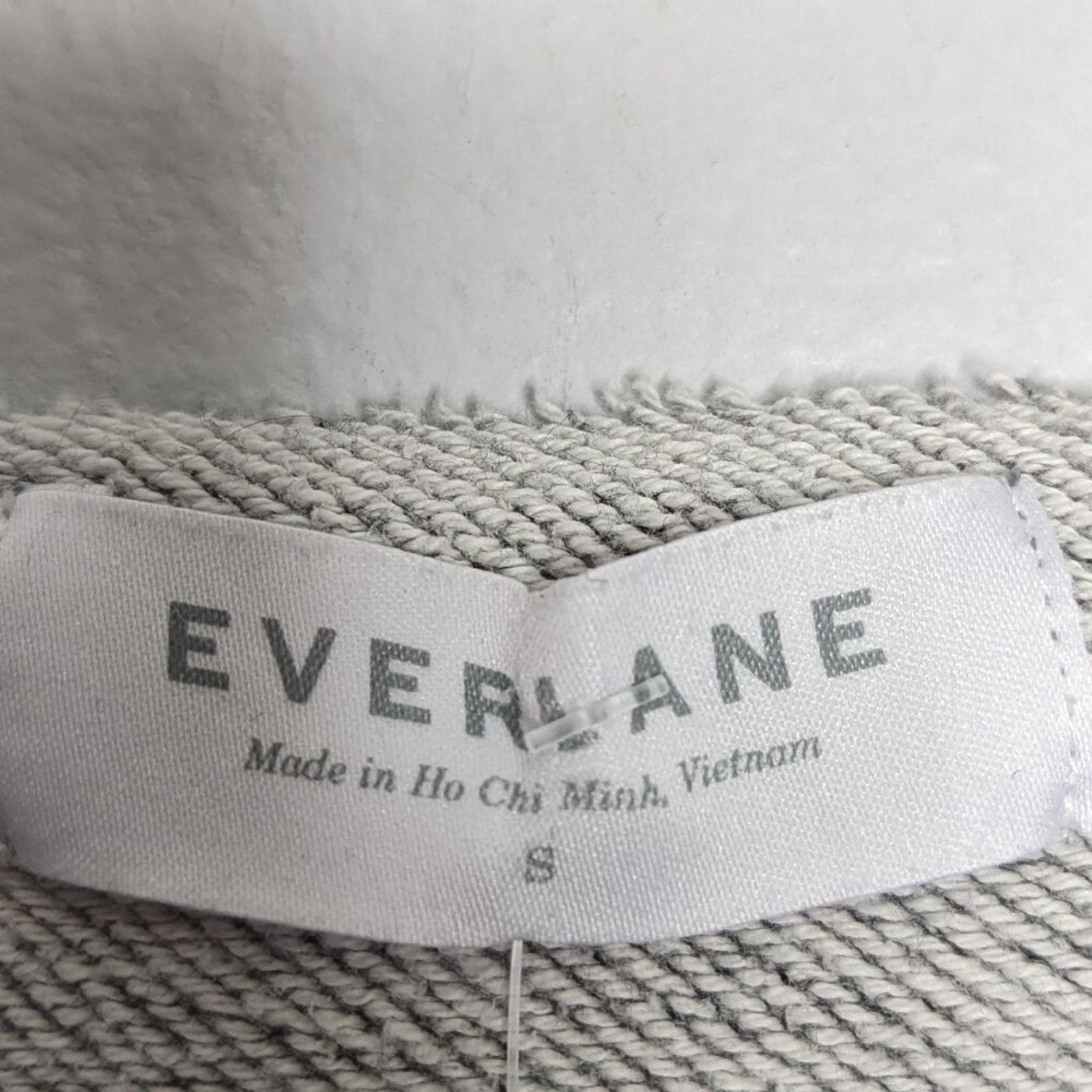 Everlane Everlane Gray Wide Neck Raw Edge Long Sleeve Top Boxy Size S Size S / US 4 / IT 40 - 3 Thumbnail