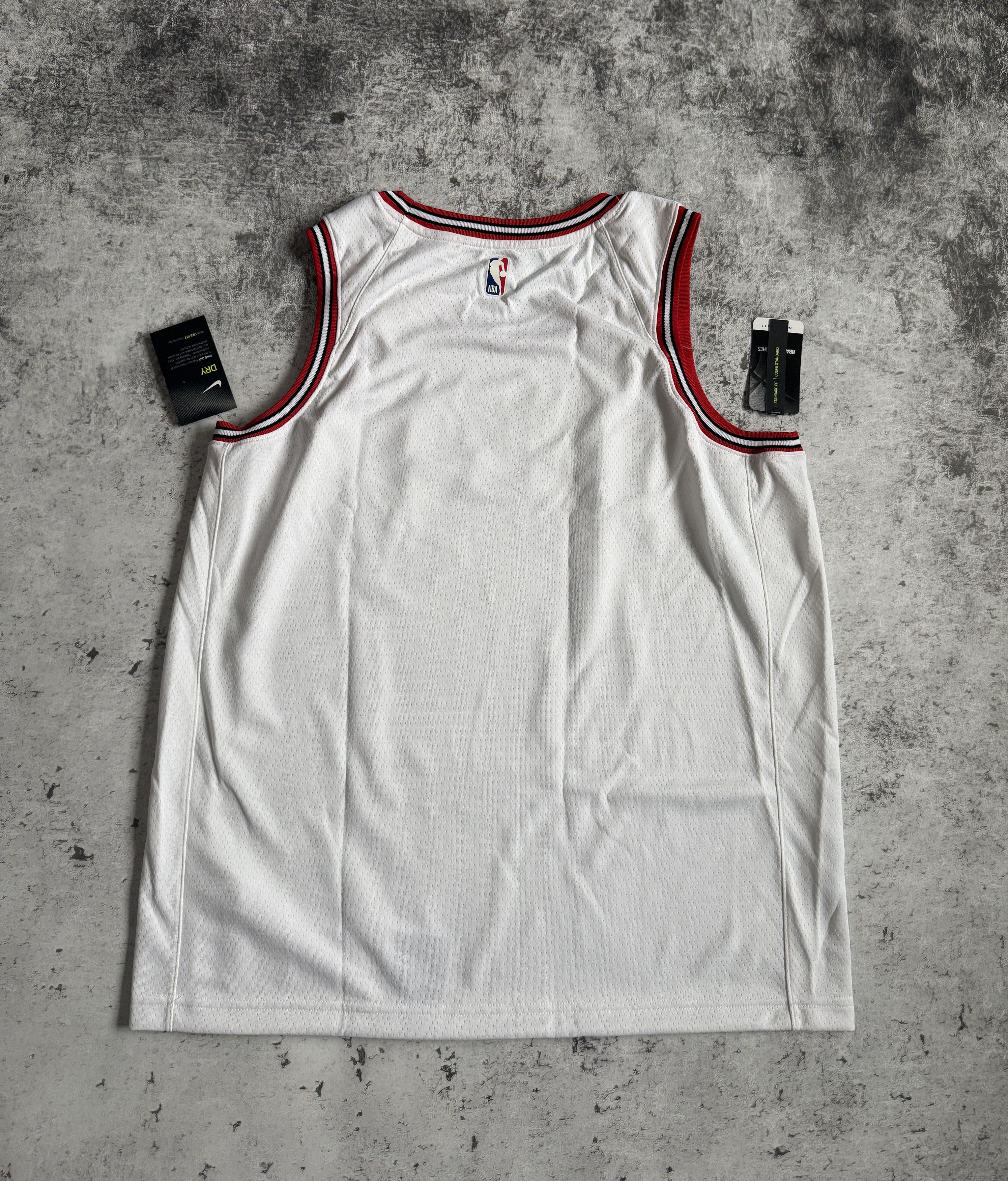Nike Chicago Bulls Authentic Blank Jersey DRI FIT NIKE XL Size US XL / EU 56 / 4 - 9 Thumbnail