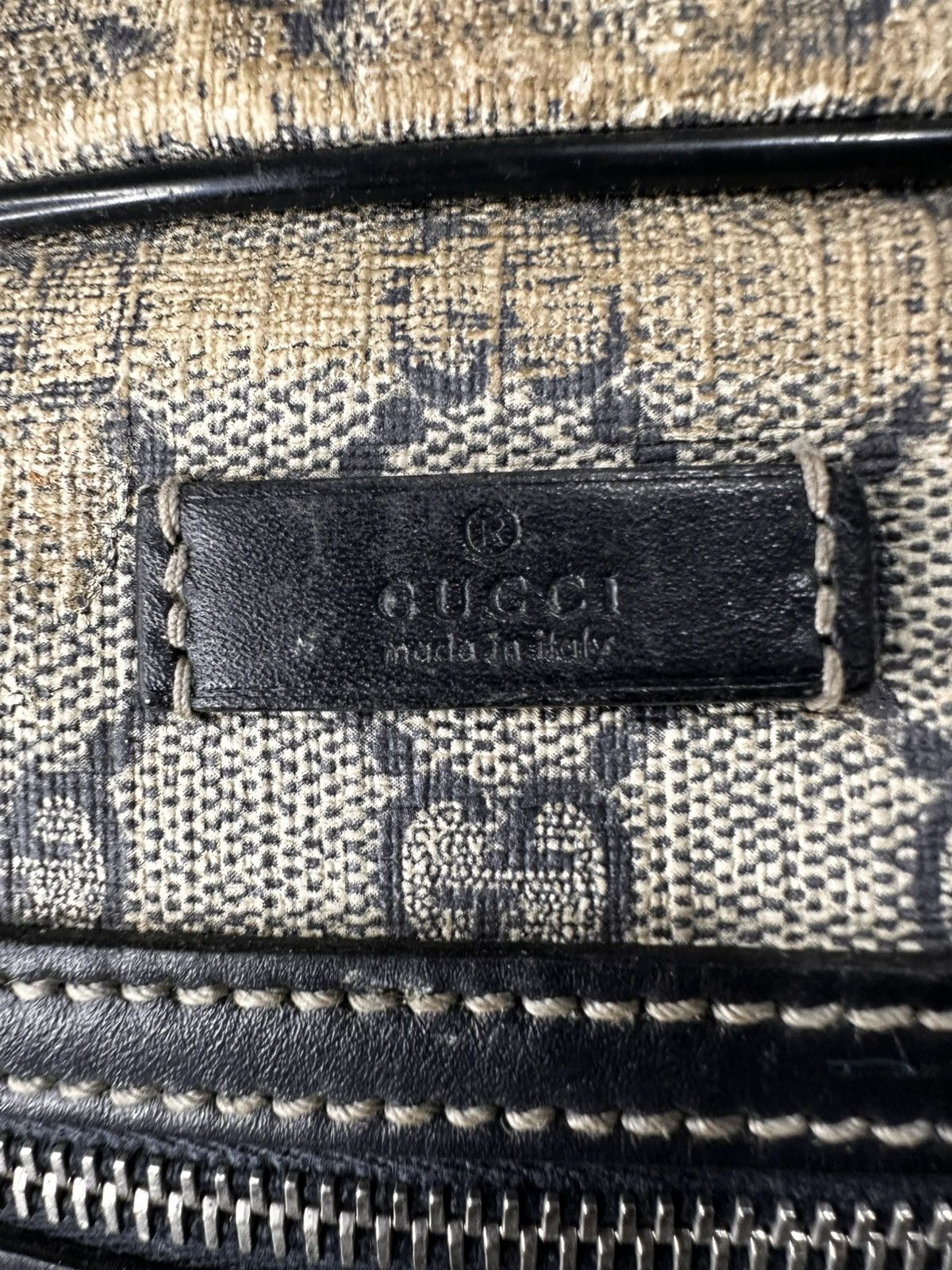 Gucci Gucci Monogram Supreme Crossbody Beige Canvas Bag. Size ONE SIZE - 7 Thumbnail