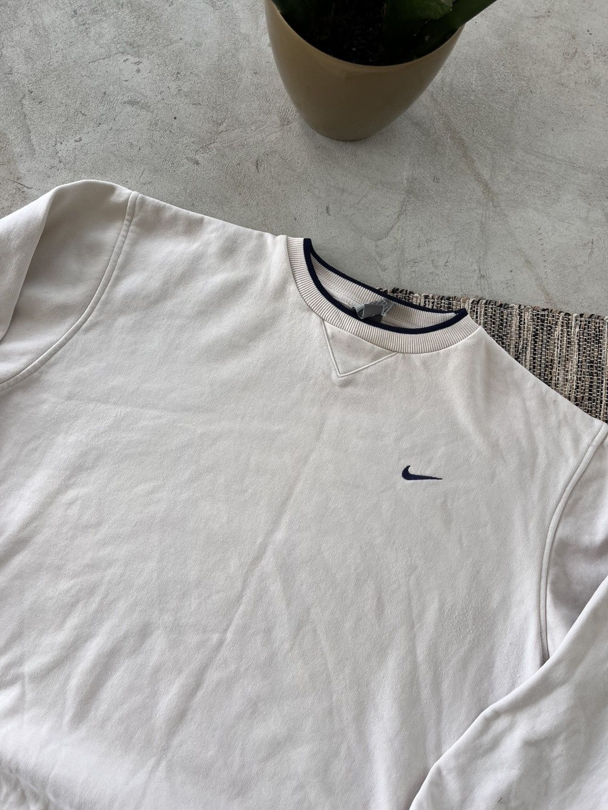 Nike × Vintage Vintage Nike Sweatshirt Beige Blank Faded Y2K Blank sk8 Size S / US 4 / IT 40 - 4 Thumbnail