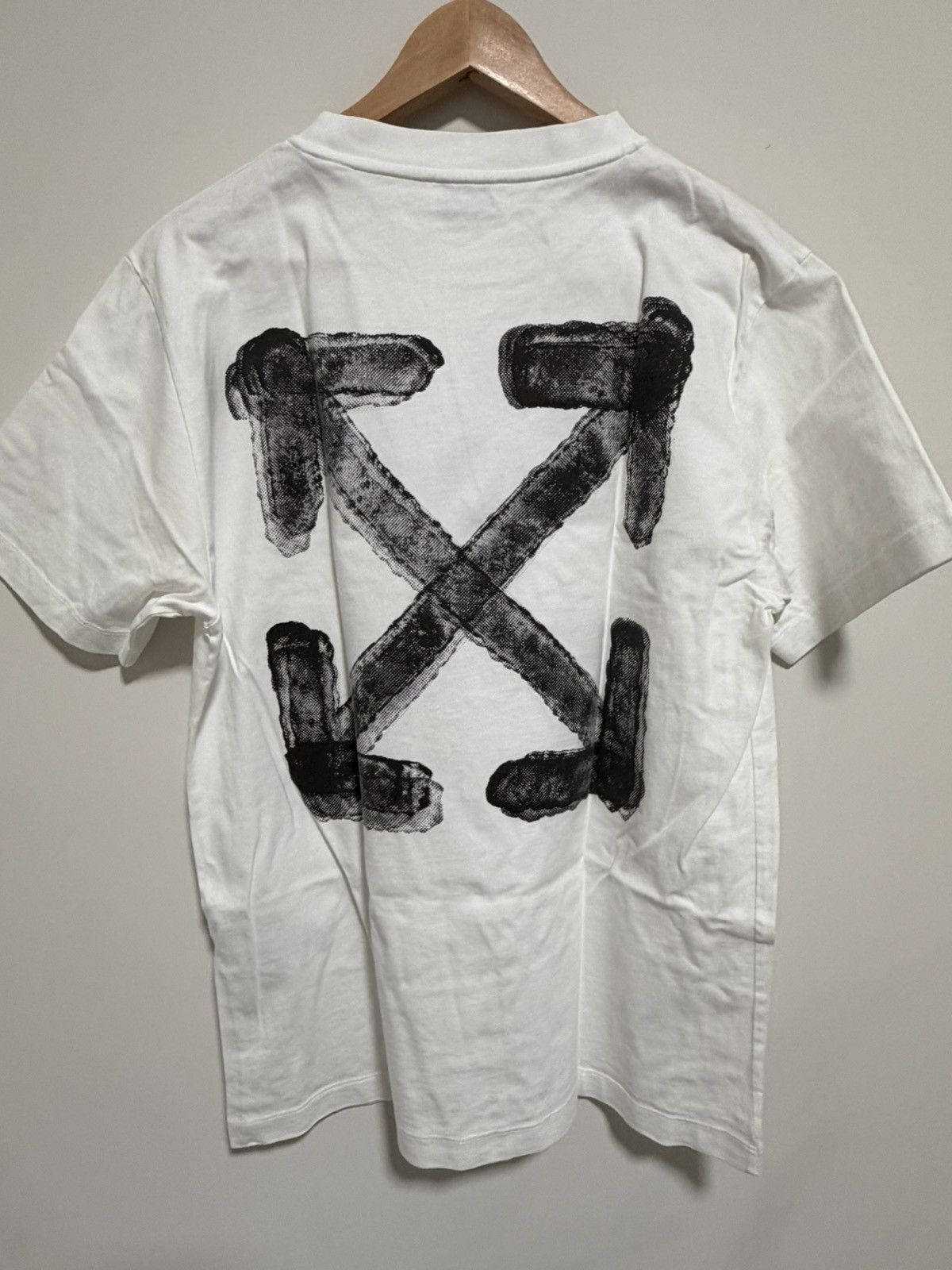 Off-White Off-White Spray Arrow T-shirt (M) Size US M / EU 48-50 / 2 - 2 Thumbnail