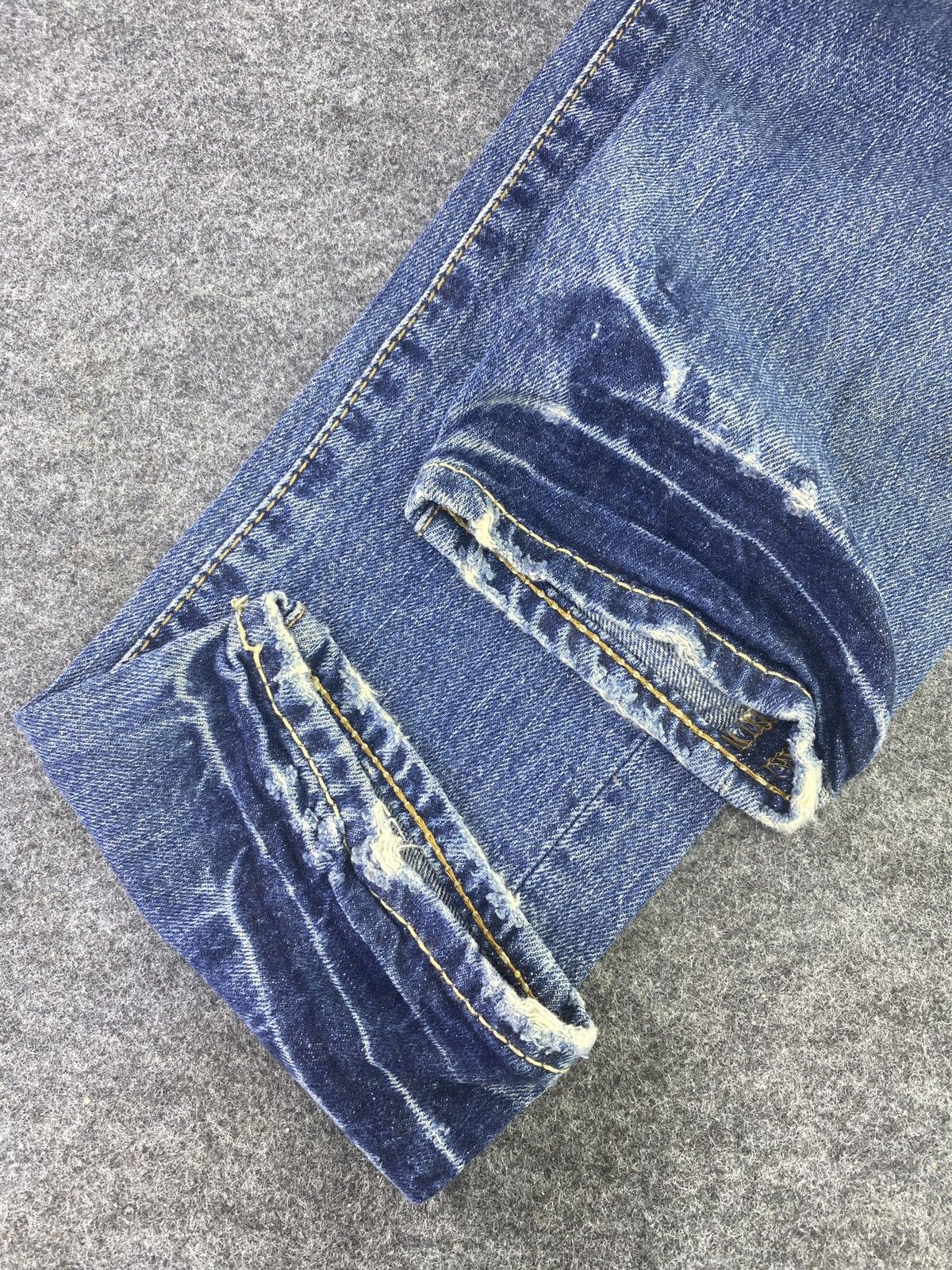 Japanese Brand Westwood Outfitters Distress Blue Wash Denim - J855 Size 31" - 13 Thumbnail