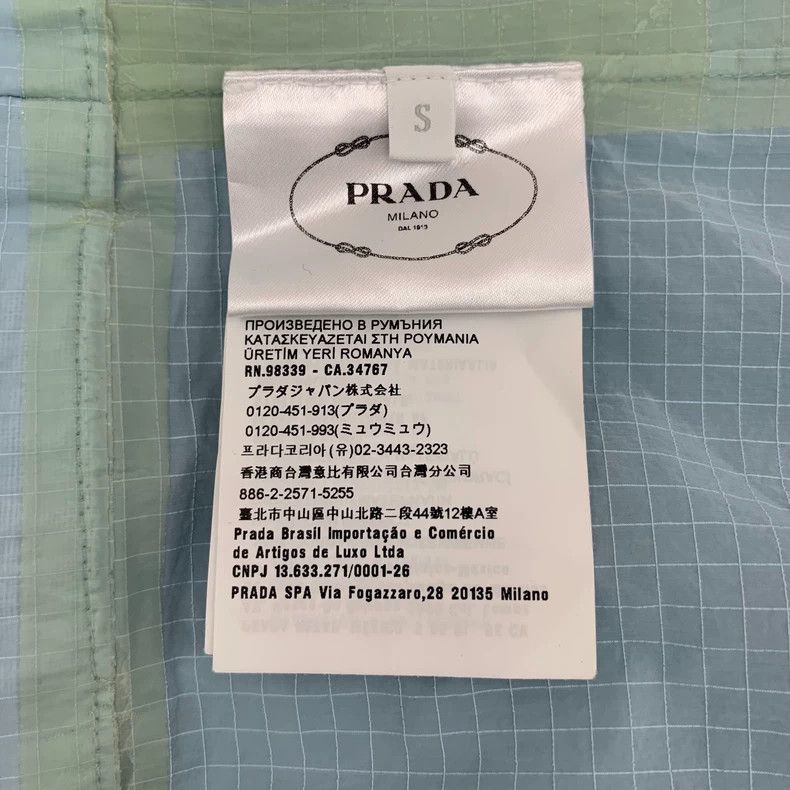 Prada Prada Blue and red label hooded long-sleeved windbreaker ja Size S / US 4 / IT 40 - 7 Thumbnail
