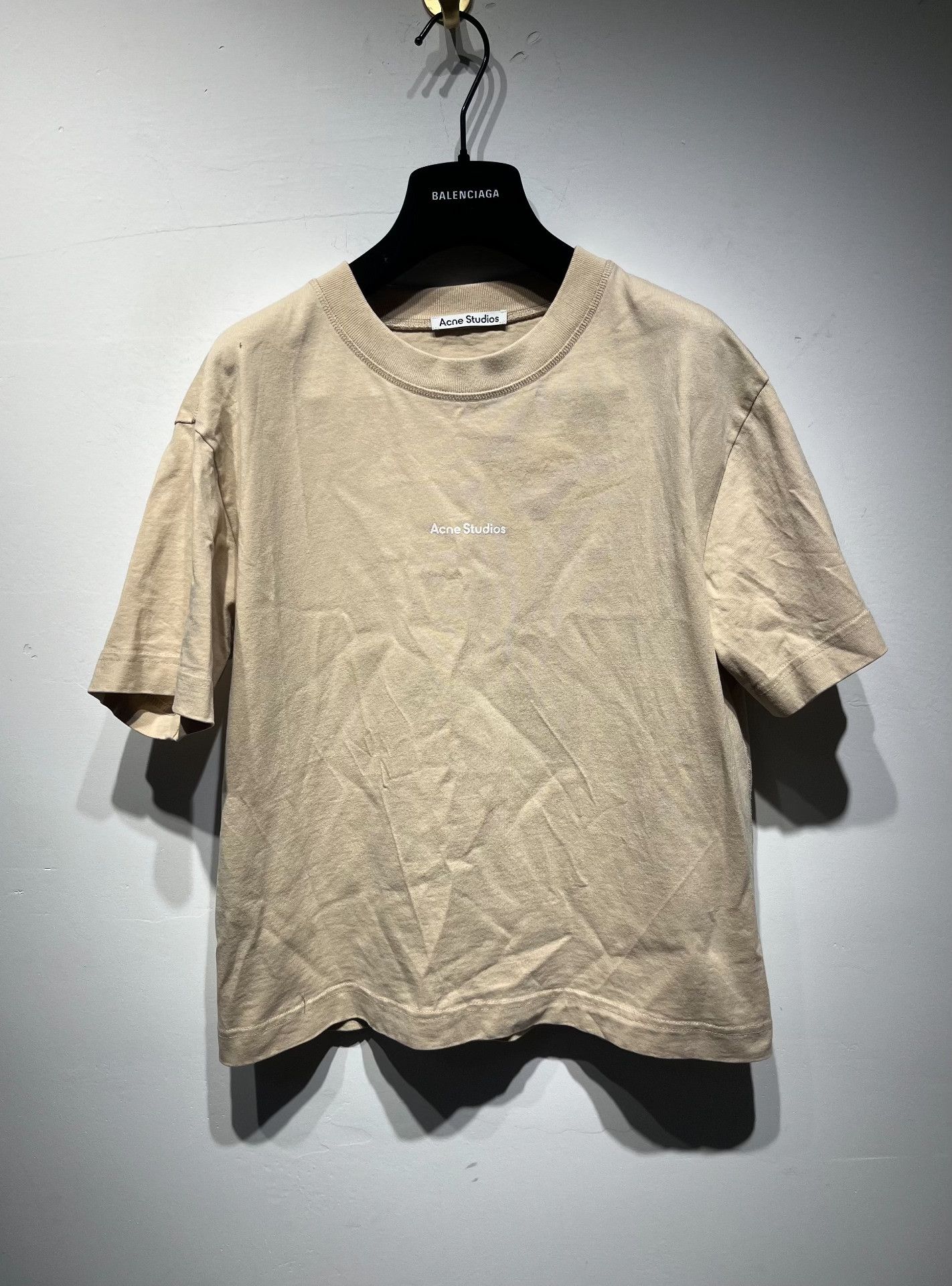 Acne Studios Acne Studios Retro Graphic Beige T-Shirt XXS Women Size XXS / US 00 / IT 34 - 1 Thumbnail