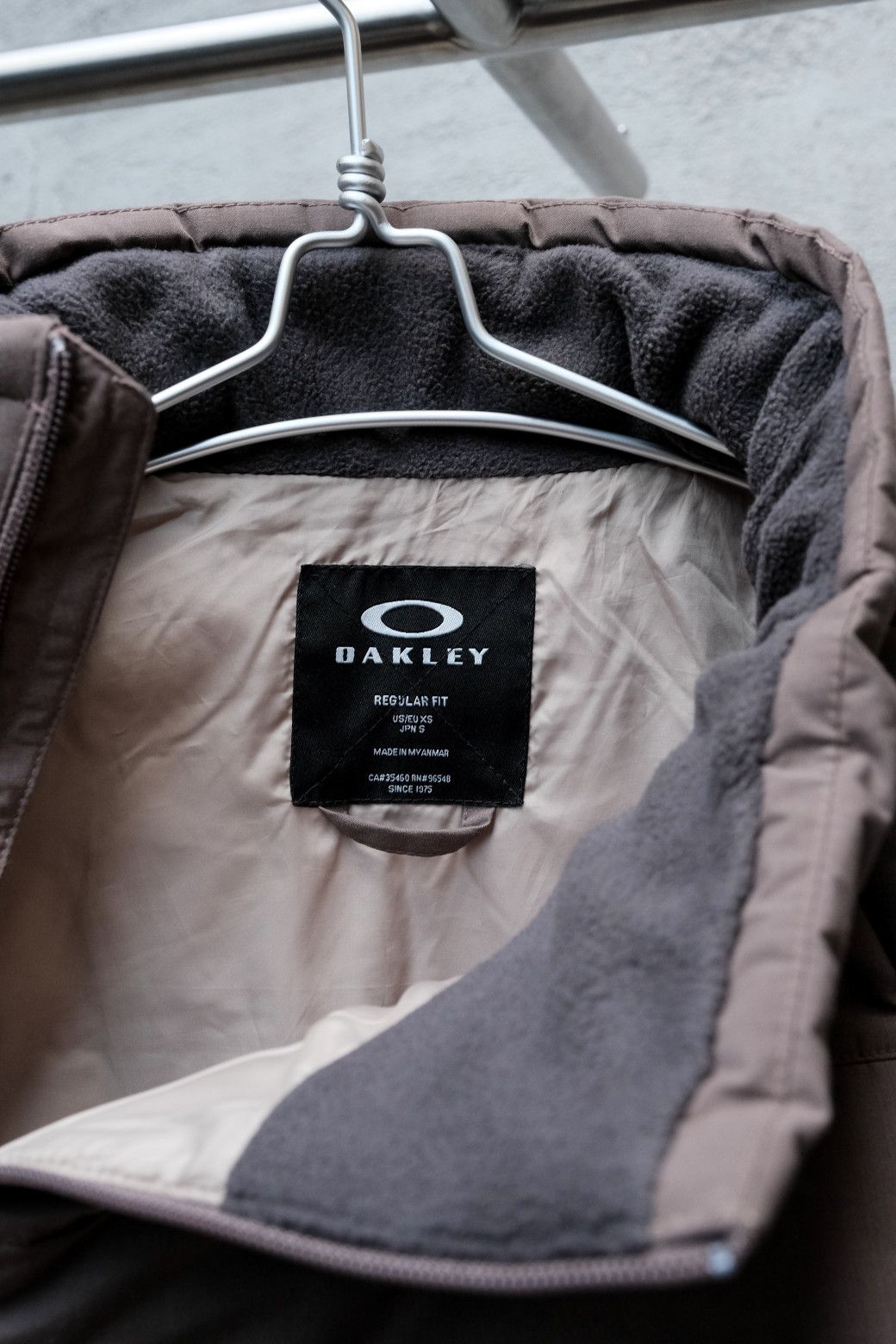 Oakley OAKLEY FGL PUFFER INS VEST 1.7 Size US S / EU 44-46 / 1 - 6 Thumbnail