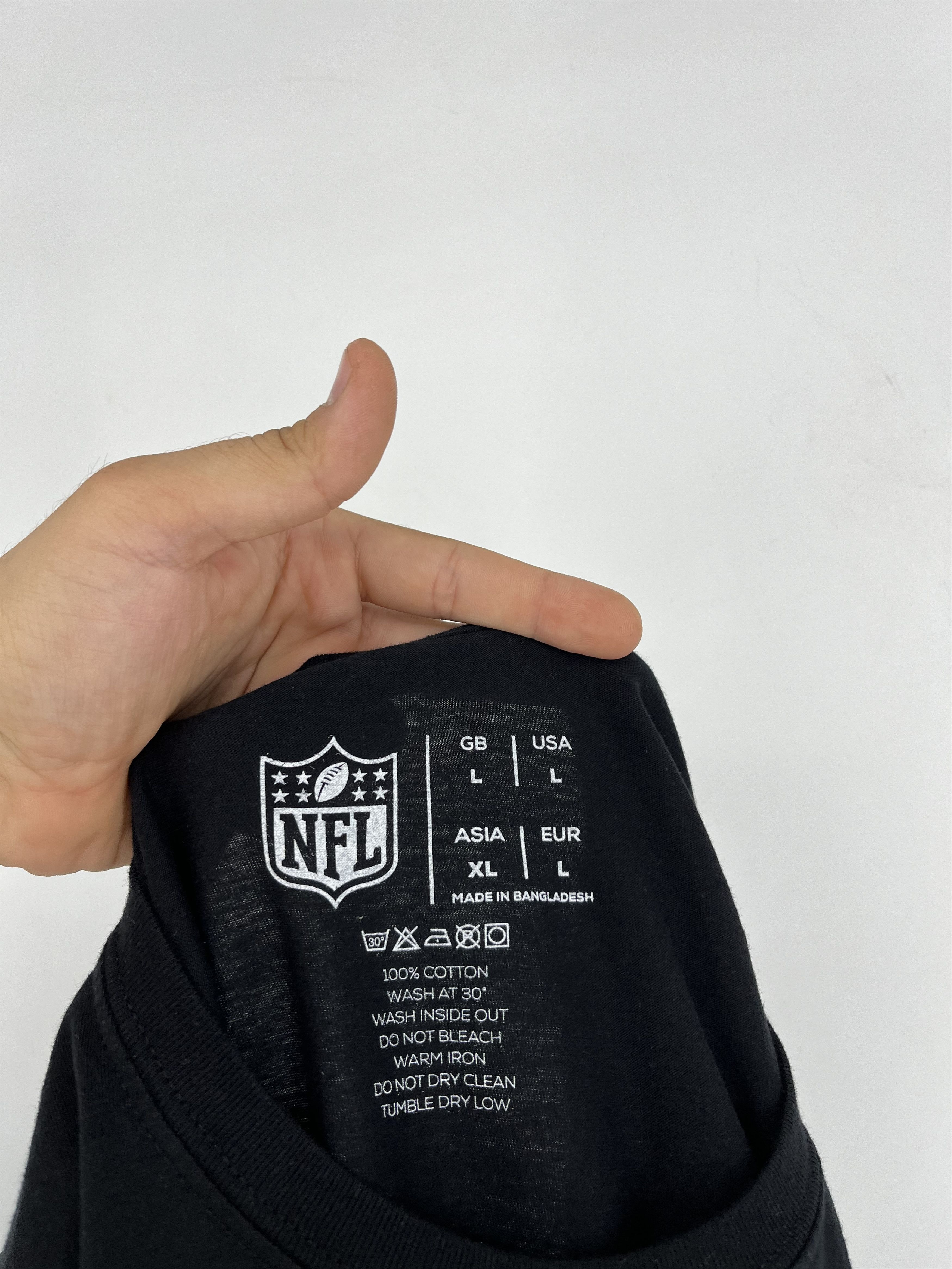 Other Vintage NHL Oakland Raiders Tshirt Streetwear Style Size US L / EU 52-54 / 3 - 9 Thumbnail