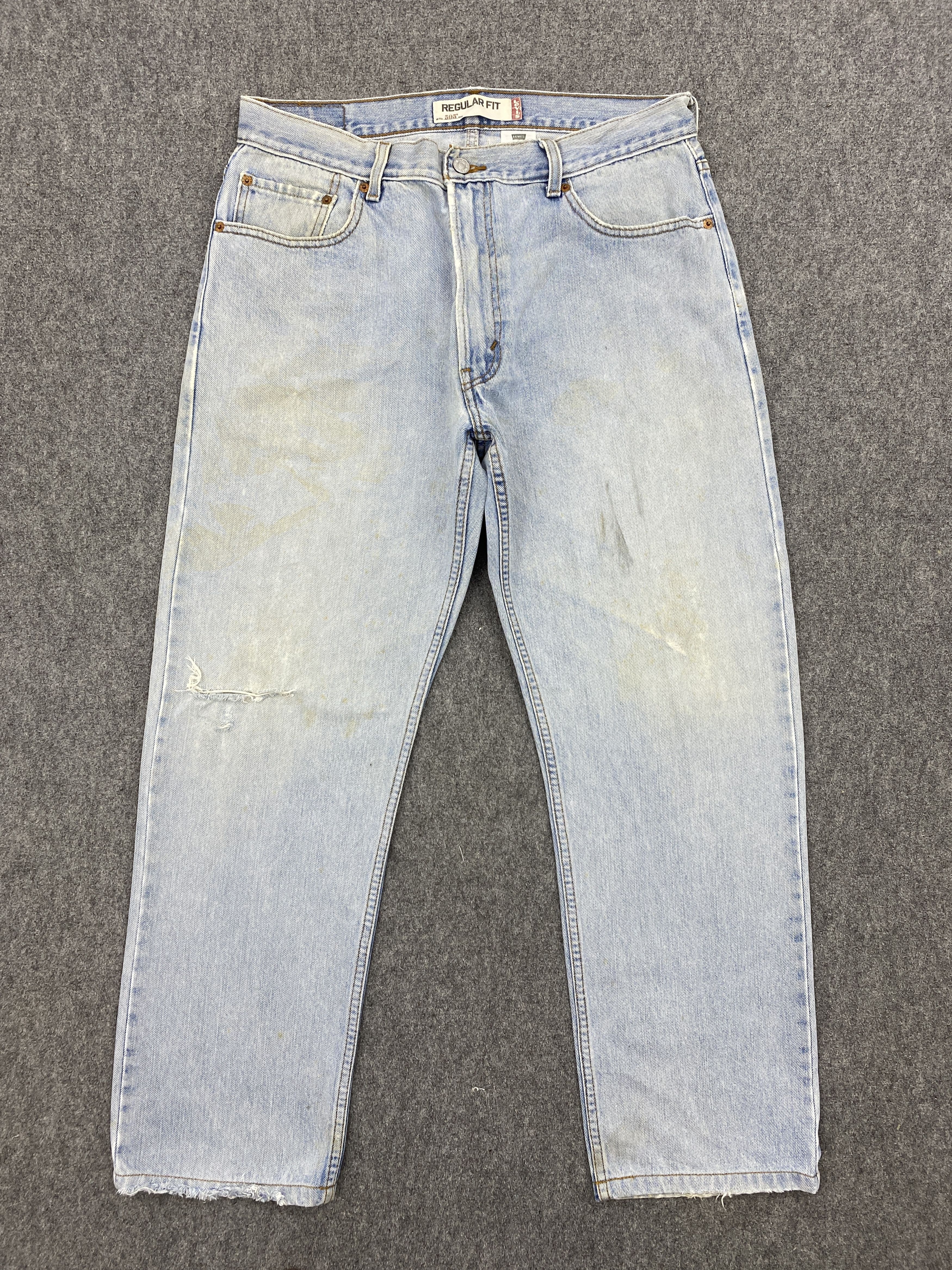 Vintage Levis 505 Light Washed Blue Jeans DP2606