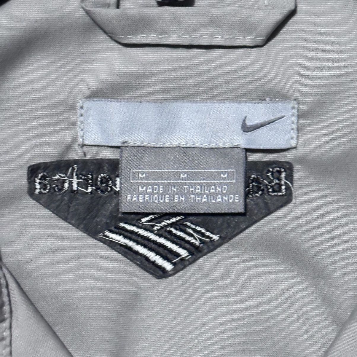 Nike × Vintage Vintage Nike Windbreaker Track Jacket Grey Swoosh 90s Y2K Size US M / EU 48-50 / 2 - 5 Thumbnail