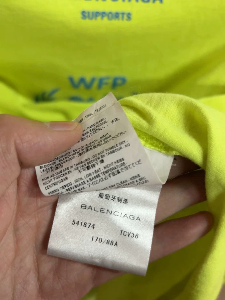 Balenciaga Balenciaga Charity Short Sleeves Size US XS / EU 42 / 0 - 4 Thumbnail