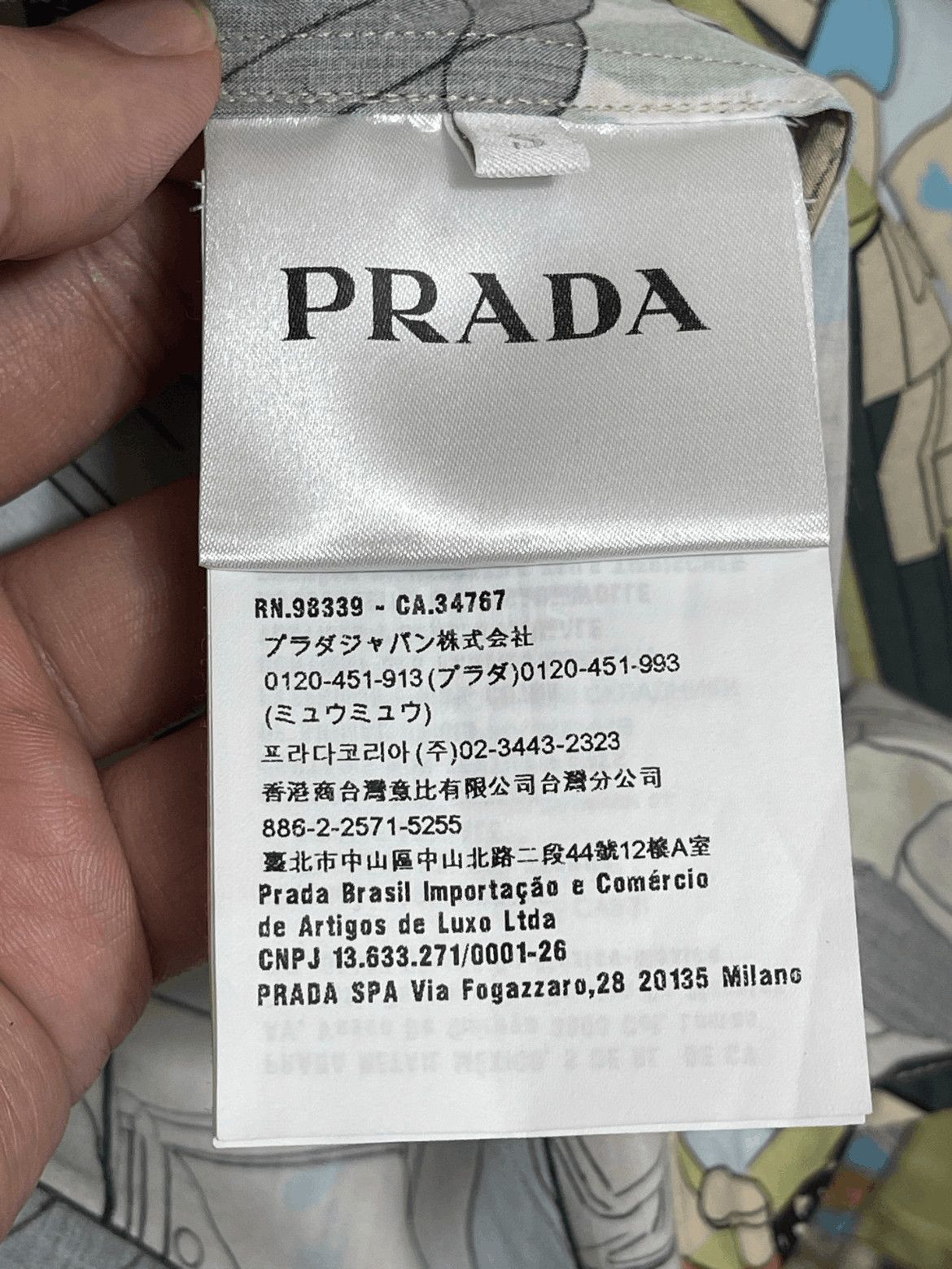 Prada Prada Manga Picture Shirt Size US S / EU 44-46 / 1 - 5 Thumbnail
