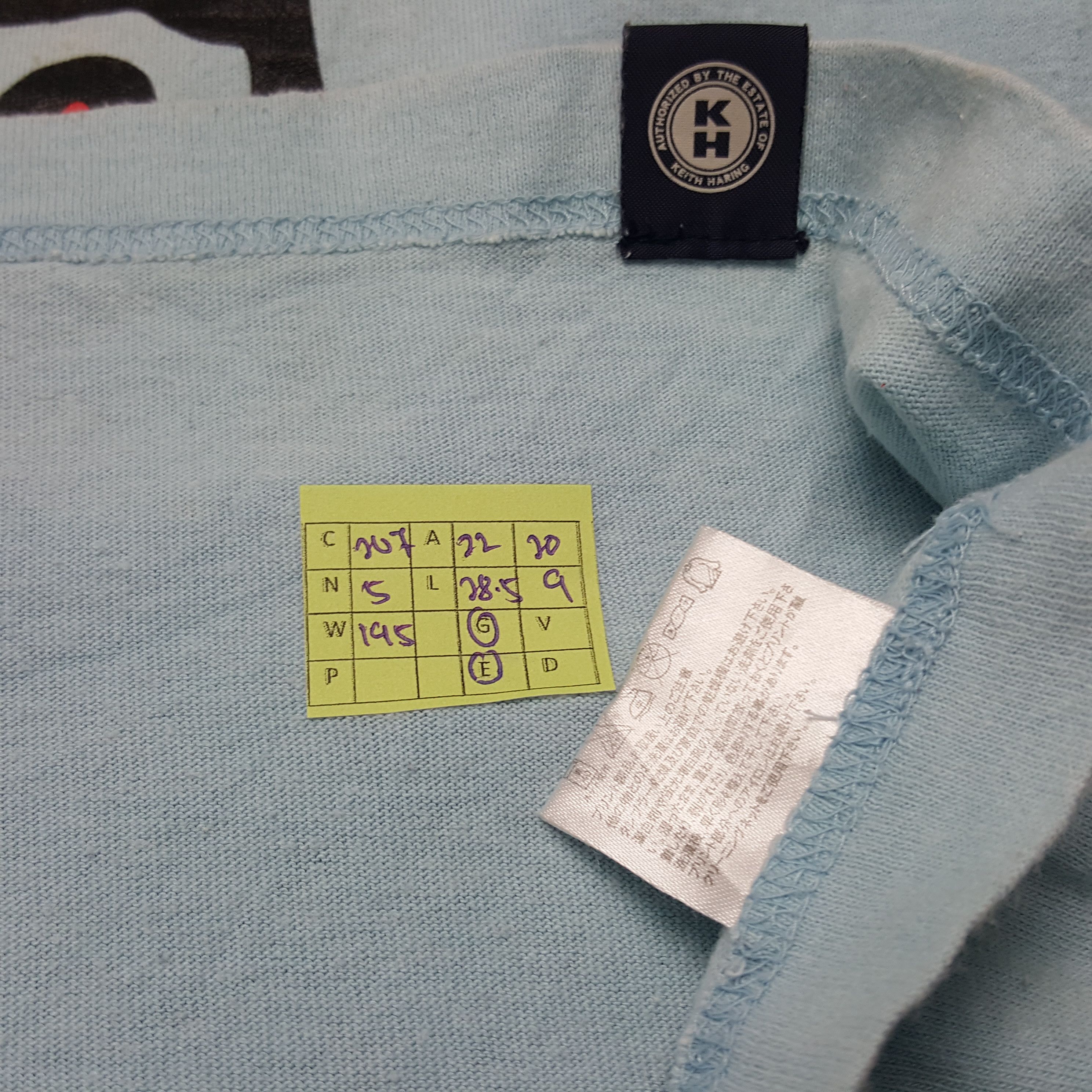 Japanese Brand × Keith Haring × Vintage Vintage Keith Haring American Artists Tshirt Size US L / EU 52-54 / 3 - 6 Thumbnail