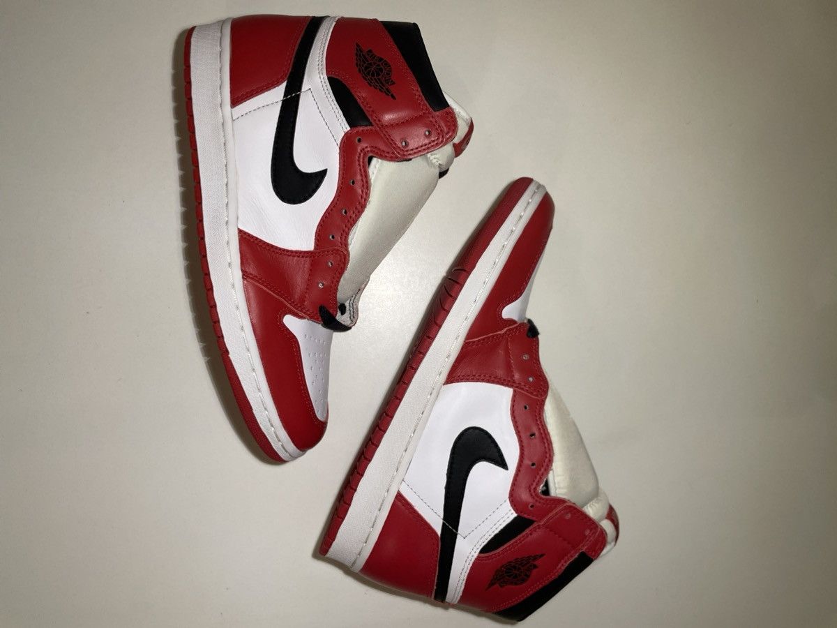 Nike Jordan 1 High Chicago 1994 Size US 11 / EU 44 - 3 Thumbnail