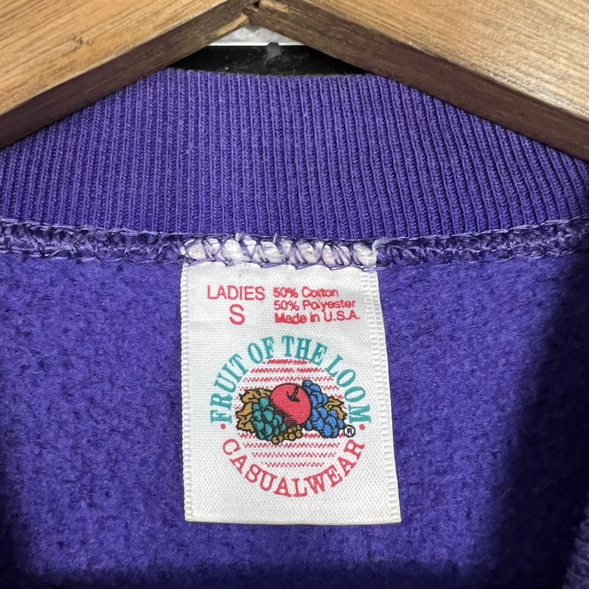 Fruit Of The Loom Vintage 80’s Fruit Of The Loom Cropped Sweatshirt #4078-C185 Size S / US 4 / IT 40 - 8 Thumbnail