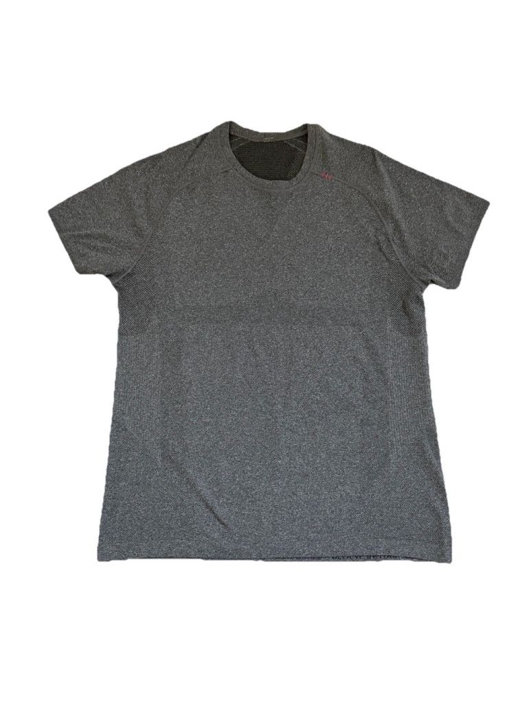 Lululemon LULULEMON METAL VENT V-NECK SHORTSLEEVE SHIRT GRAY SIZE XXL Size US XXL / EU 58 / 5 - 2 Thumbnail