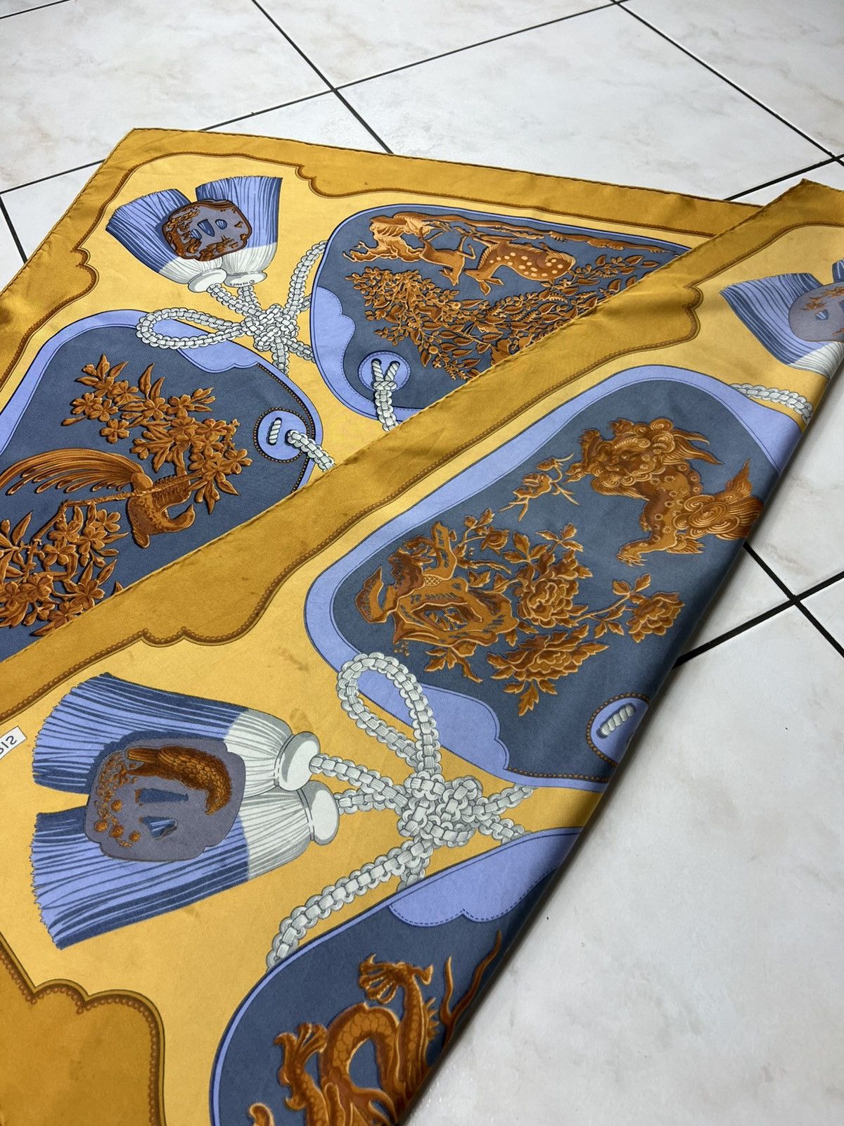 Hermes Vintage Hermes Paris Tsubas silk handkerchief scarf chain Size ONE SIZE - 23 Thumbnail