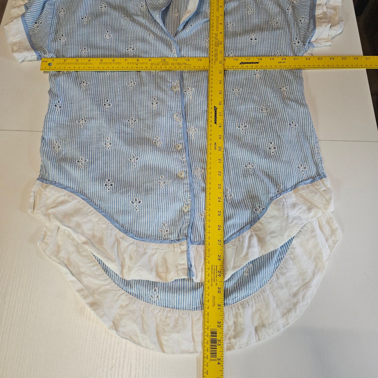 Anthropologie Anthropologie The Bijou Striped Eyelet Button Shirt Blue XS Size XS / US 0-2 / IT 36-38 - 9 Thumbnail