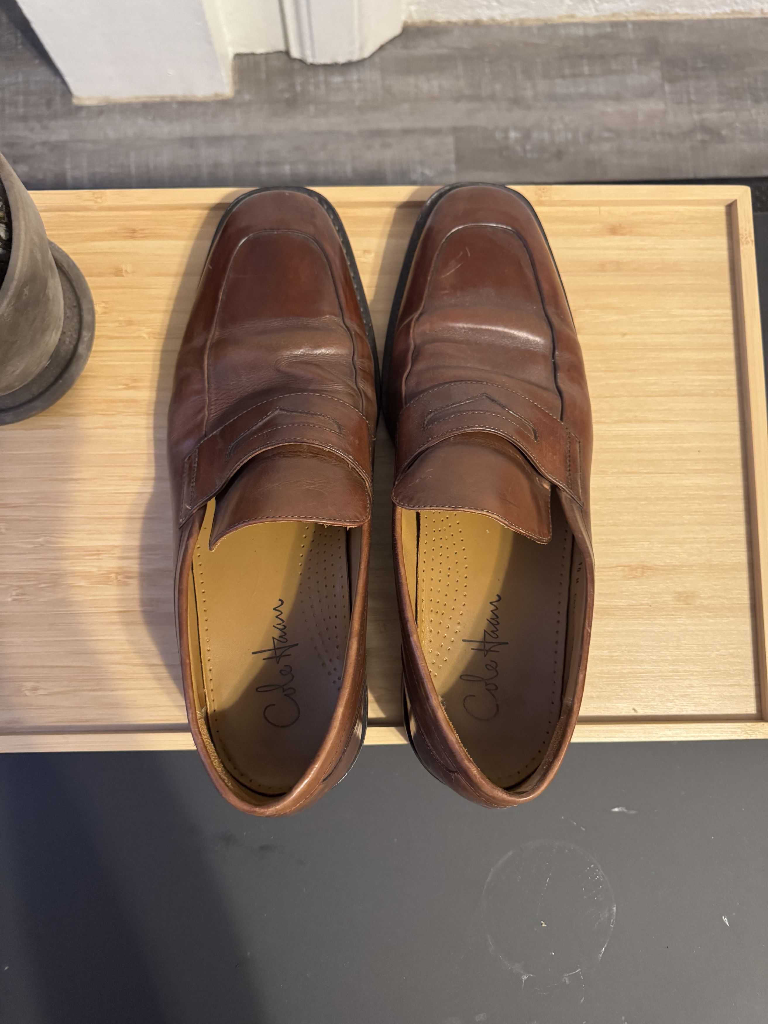 Cole Haan Cole Haan Old School Leather Loafer Size US 10 / EU 43 - 4 Thumbnail