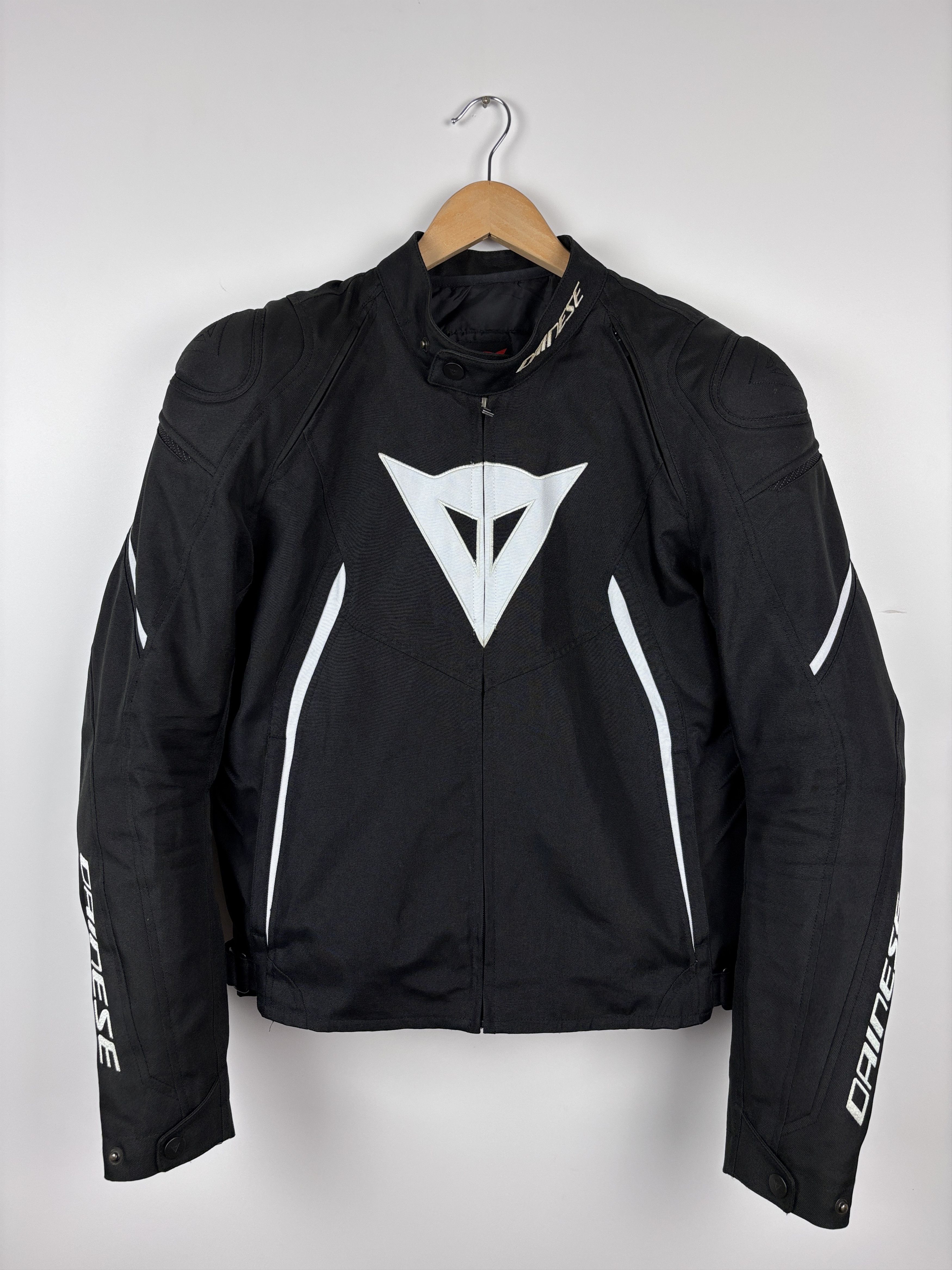Dainese Dainese 2 Piece Motorcycle Suit Jacket & Trousers Black 50 Size US M / EU 48-50 / 2 - 1 Thumbnail