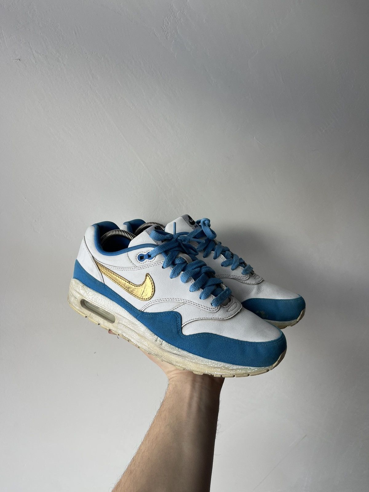 Nike × Vintage Nike ID CLA vintage rare air max 1 gold logo size 44 Size US 10 / EU 43 - 1 Thumbnail